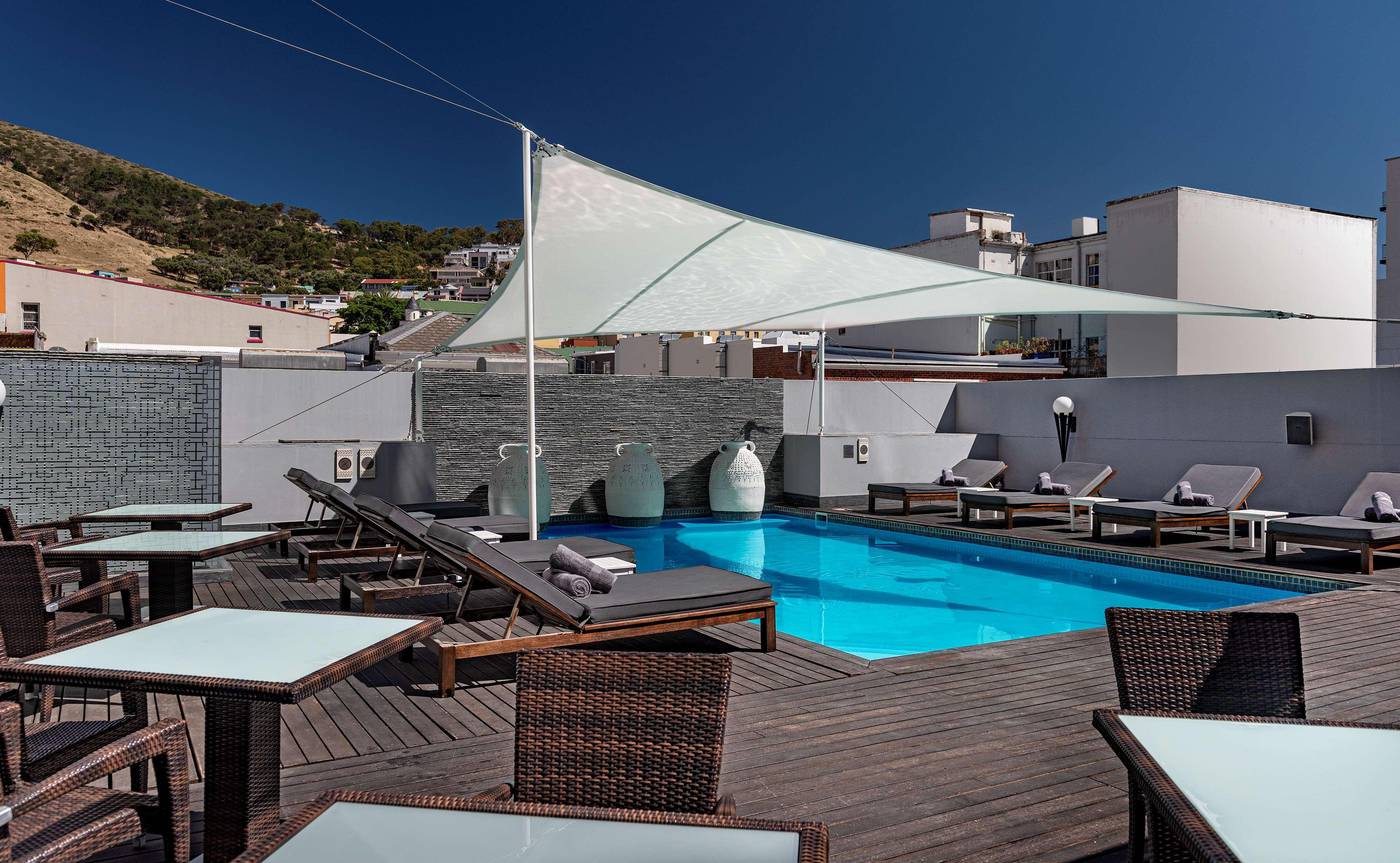 Hyatt-Regency-Cape-Town-Pool-53