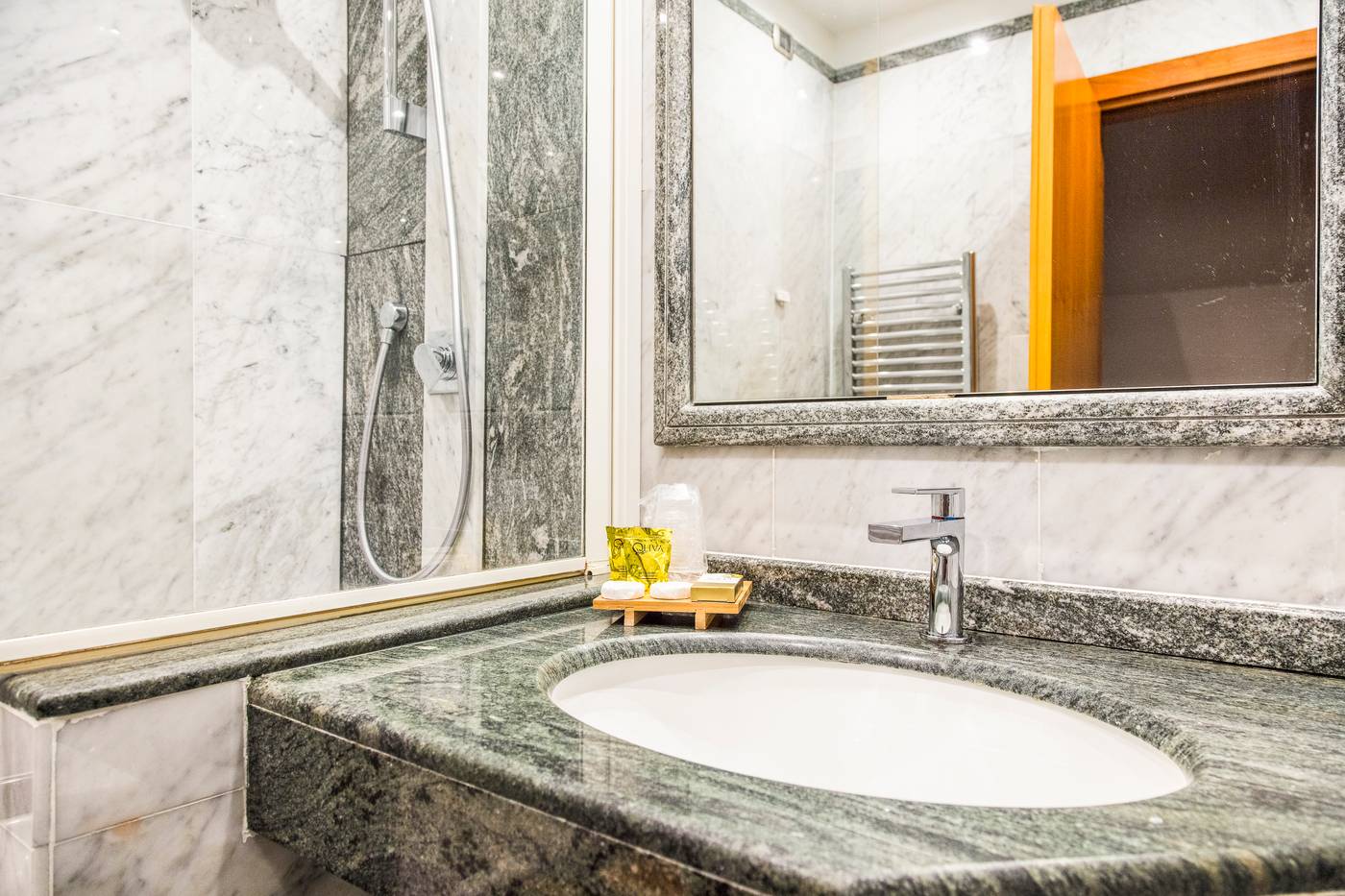 Giolli-Nazionale-Room-82