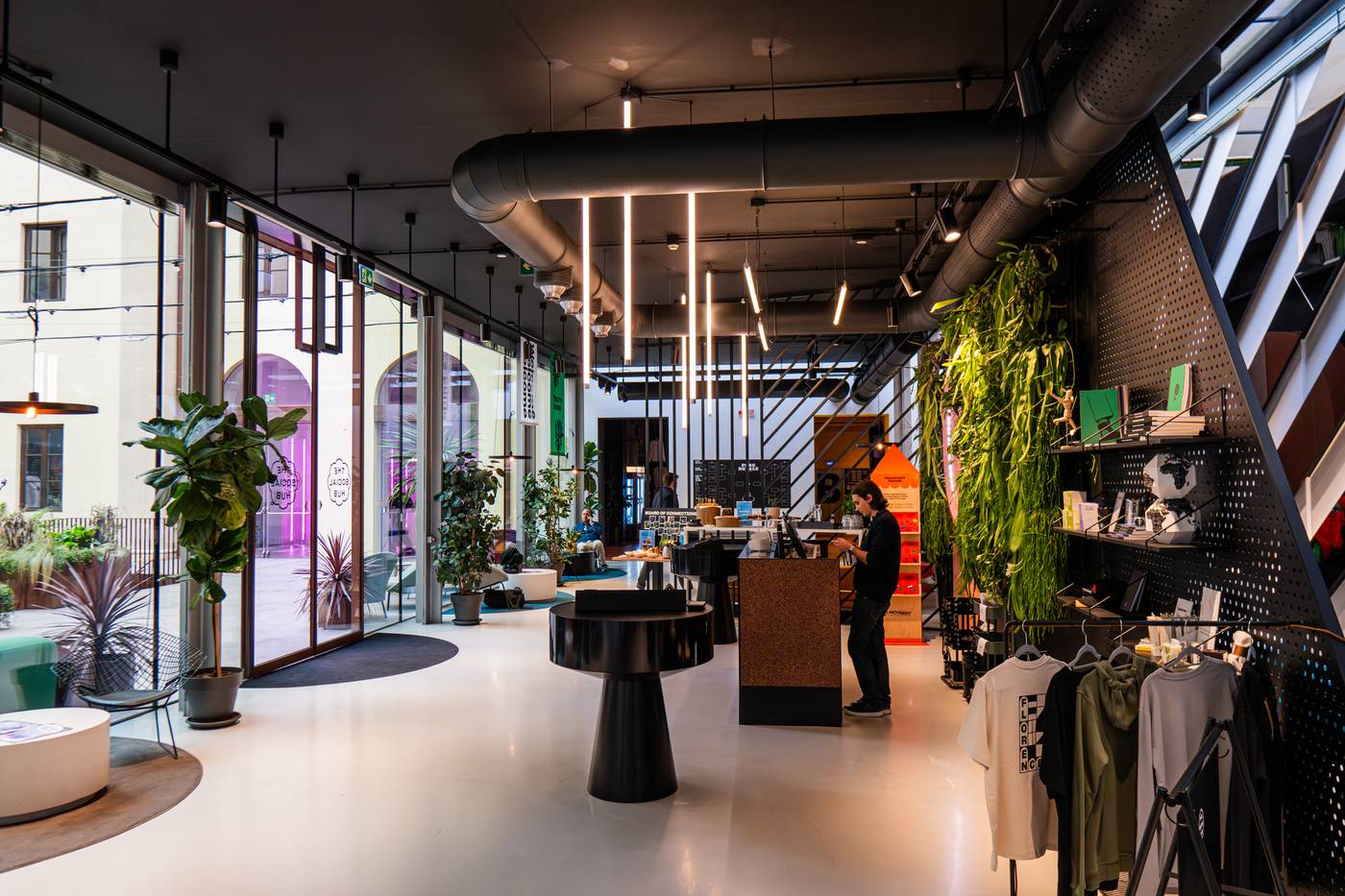The-Social-Hub-Florence-Lavagnini-Lobby-17