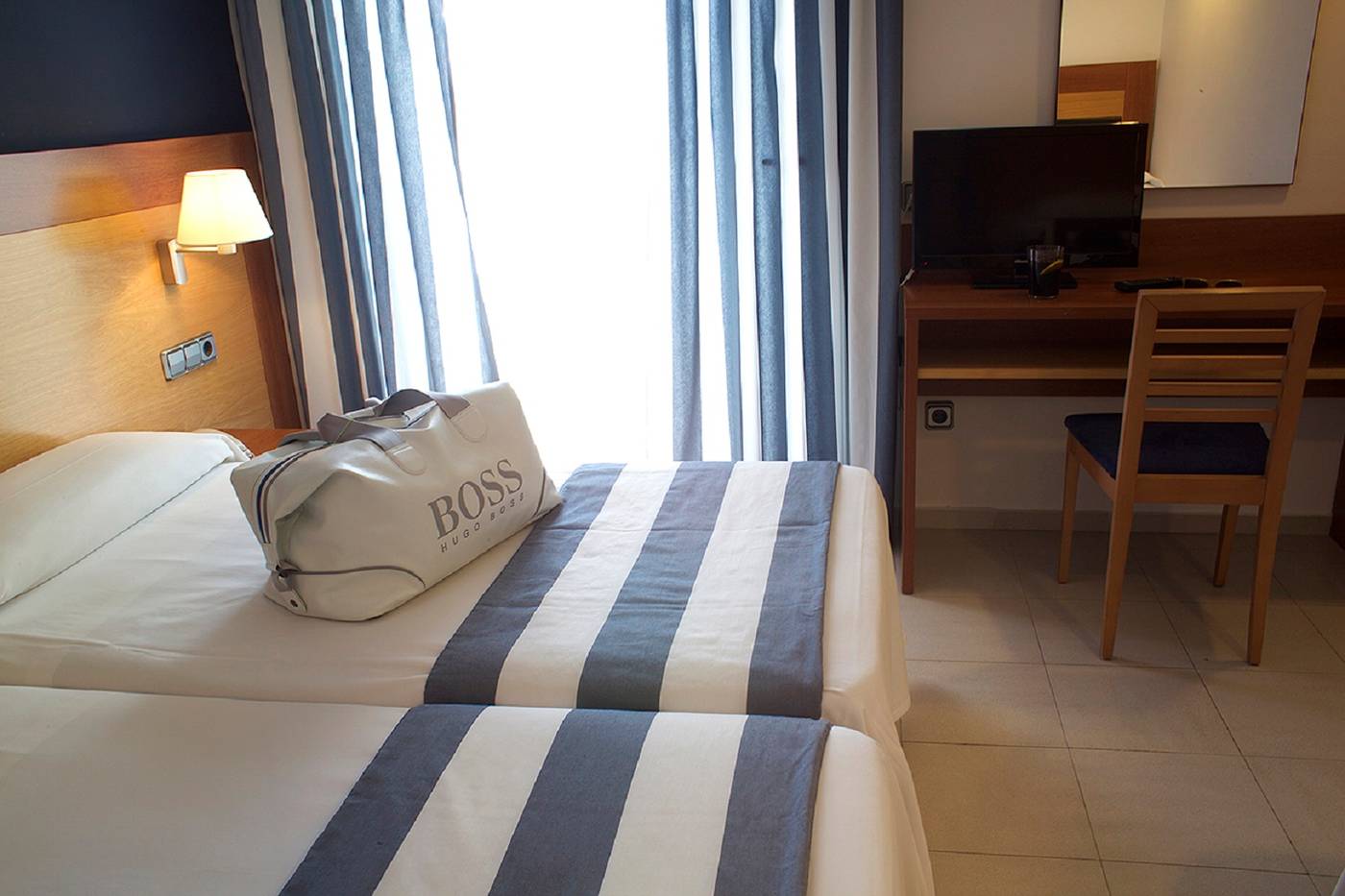 Els-Pins-Hotel-Room-36