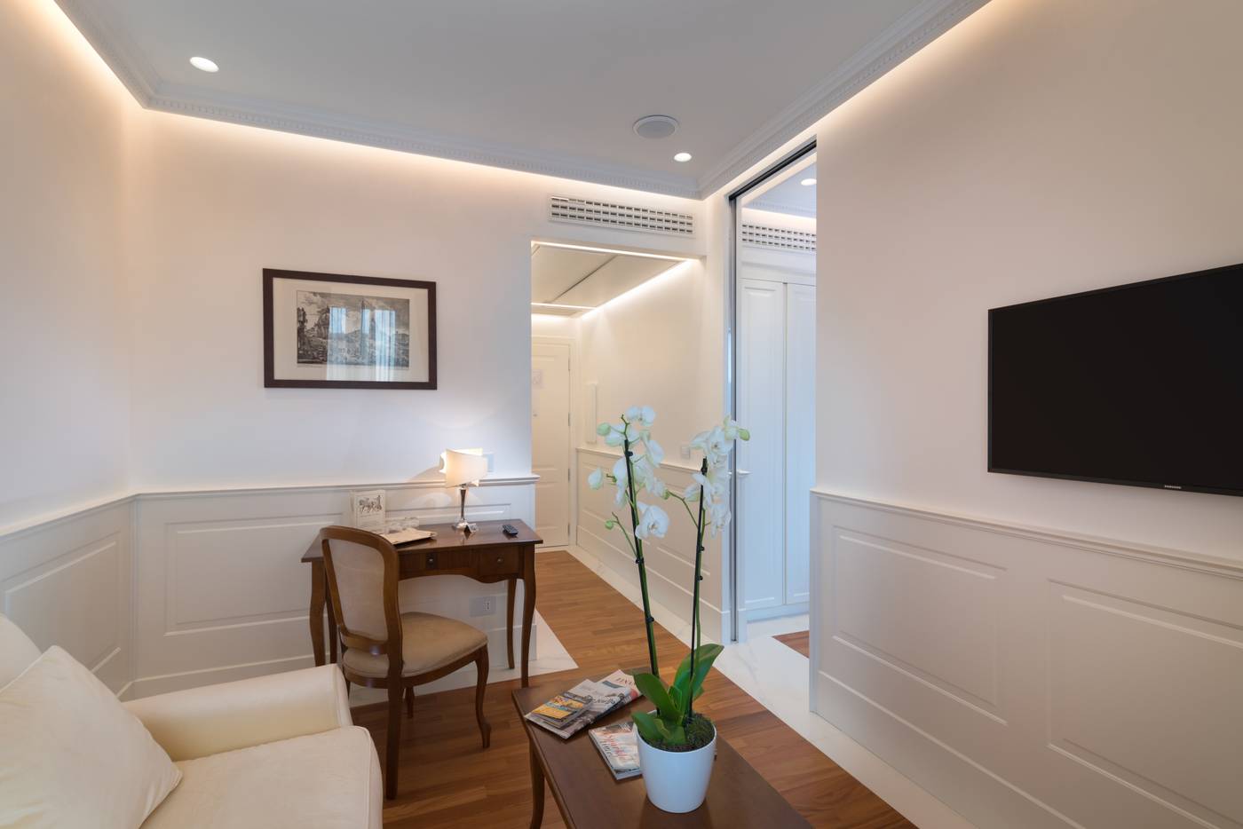 Degli-Artisti-Hotel-Room-5