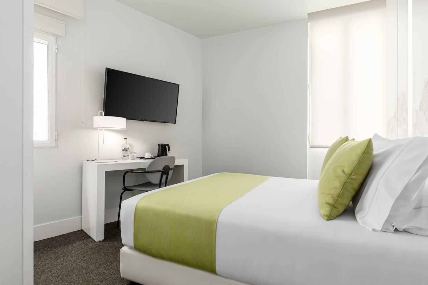 Room-Mate-Mario-Room-10