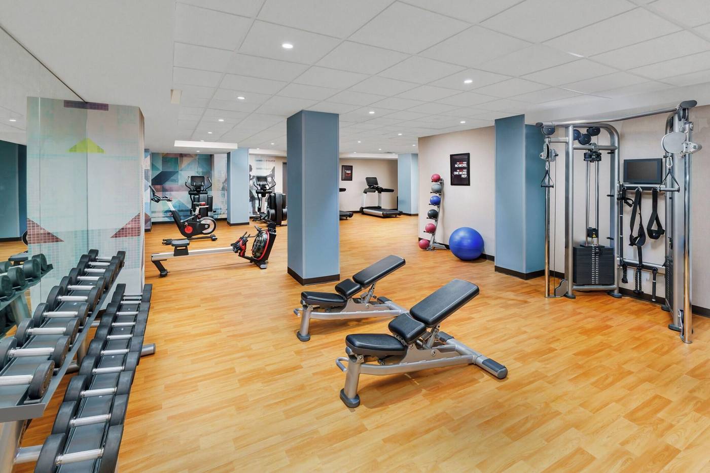 Hyatt-Place-New-York-City---Times-Square-Sports-and-Entertainment-33