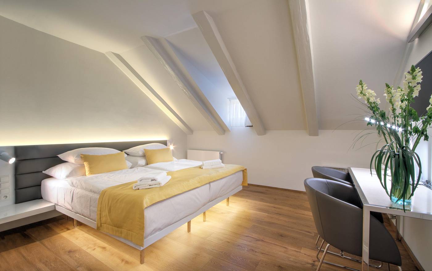 Bishops-House-Room-26