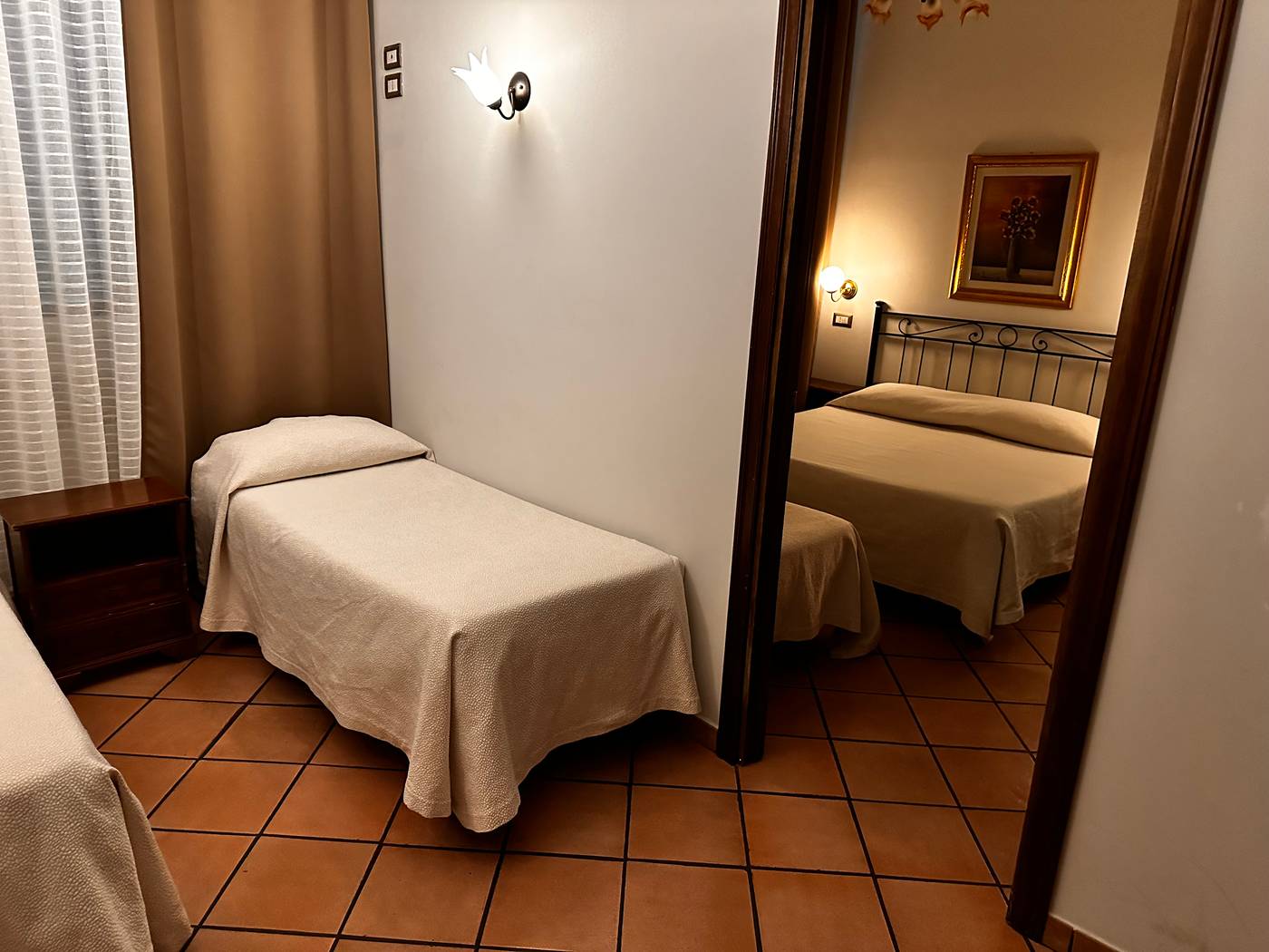 Kursaal-and-Ausonia-Hotel-Room-14