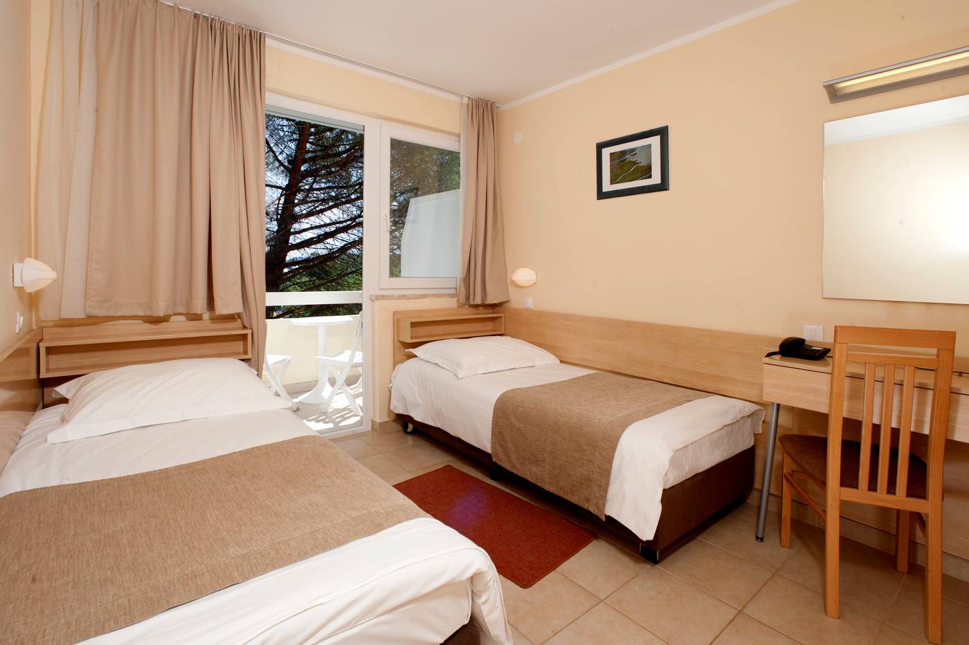 Hotel-Delfin-Room-17