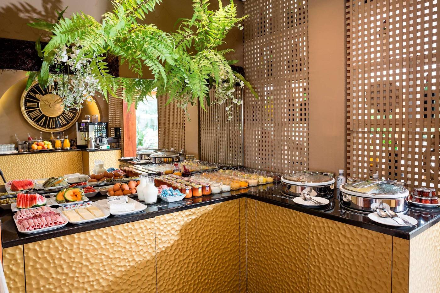 Best-Western-Premier-Montfleuri-Restaurant-68