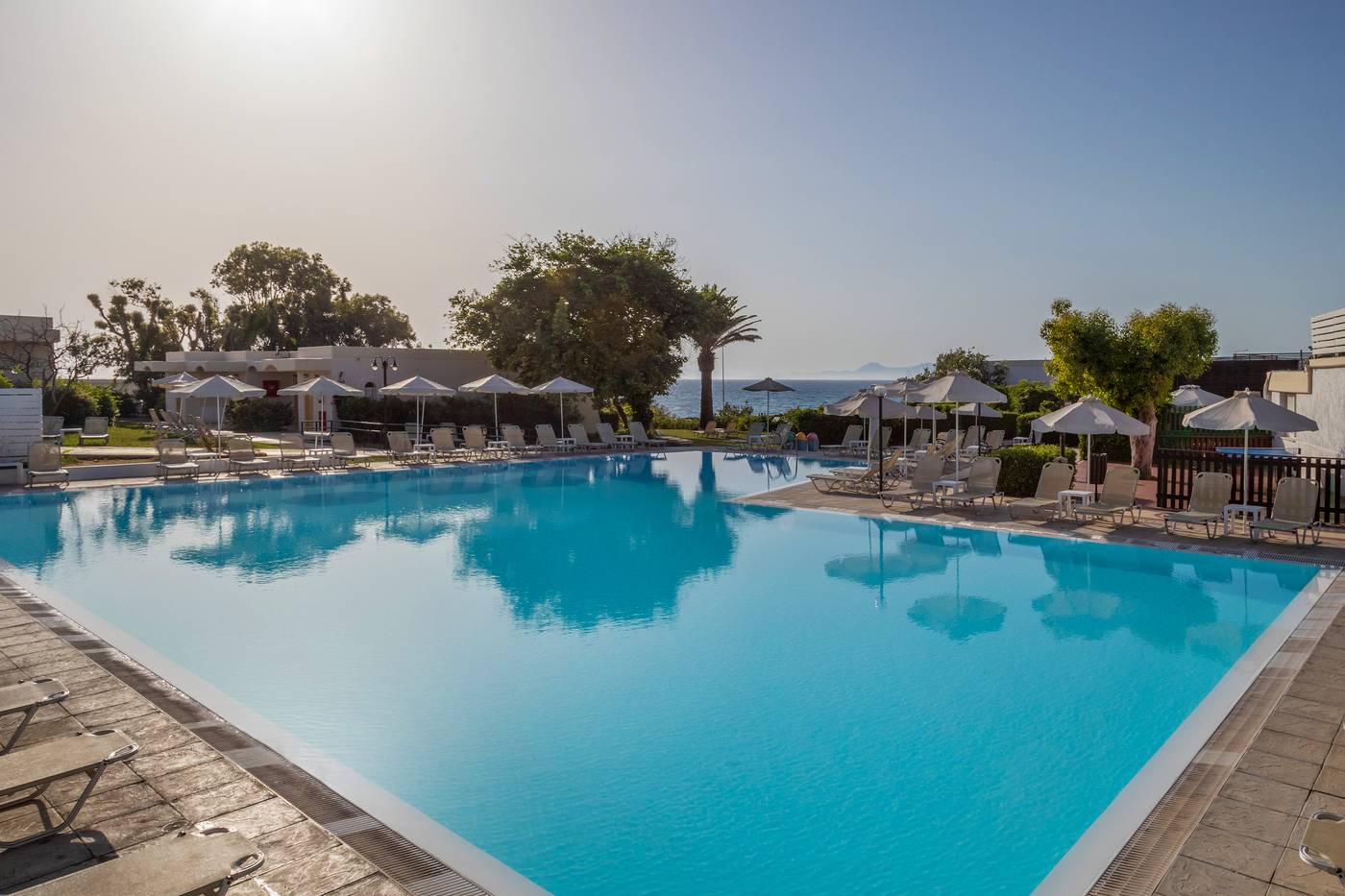 13.03.25 Sol Cosmopolitan