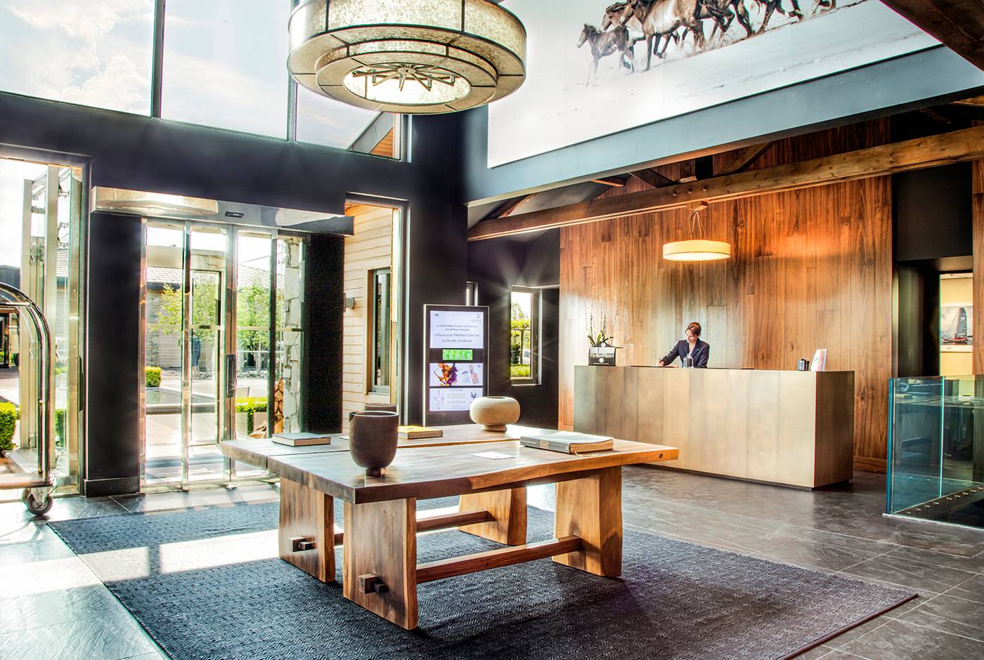 Jiva Hill Resort-France-CROZET-Lobby-7