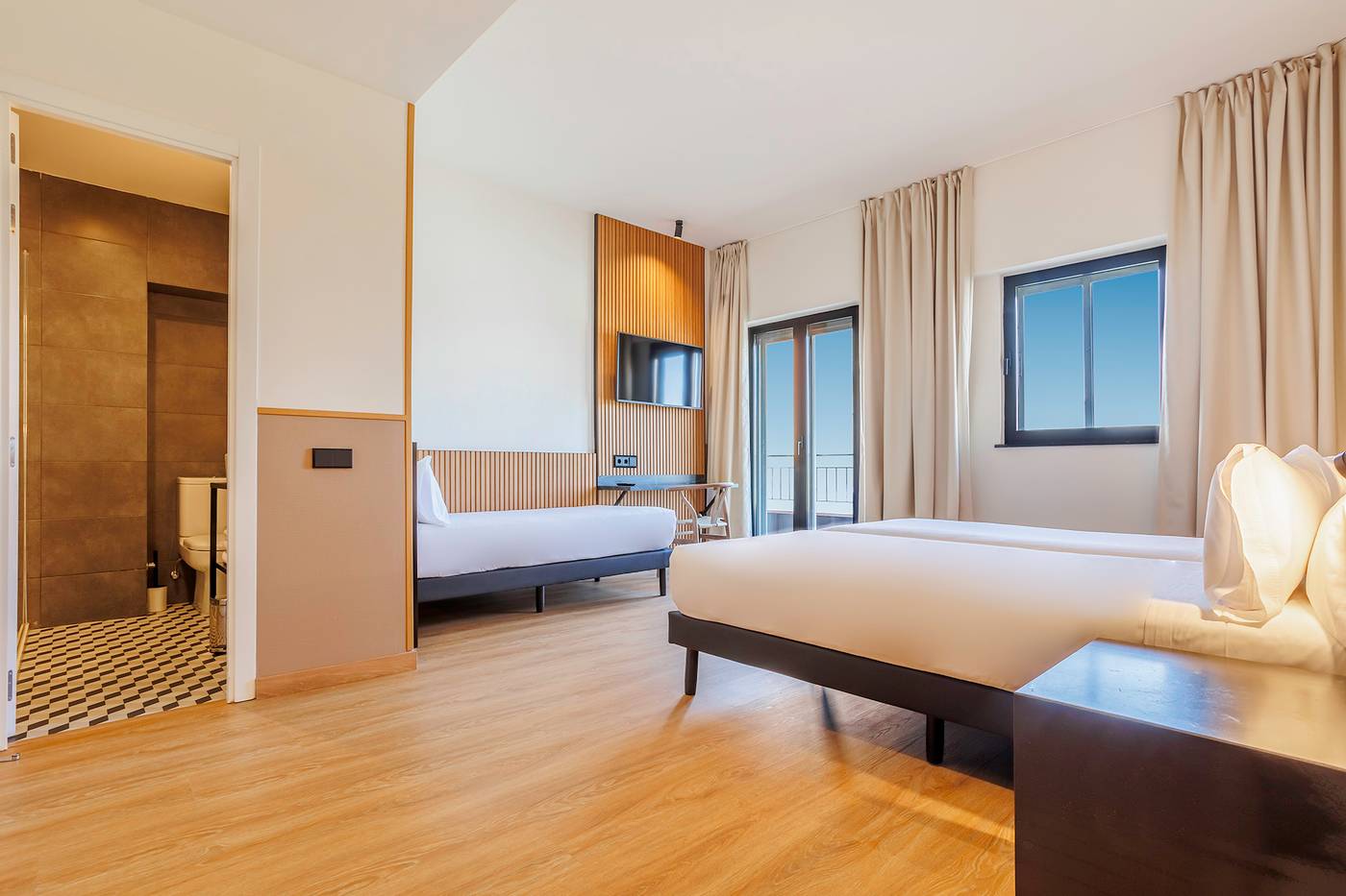 Acta-Madfor-Hotel-Room-26