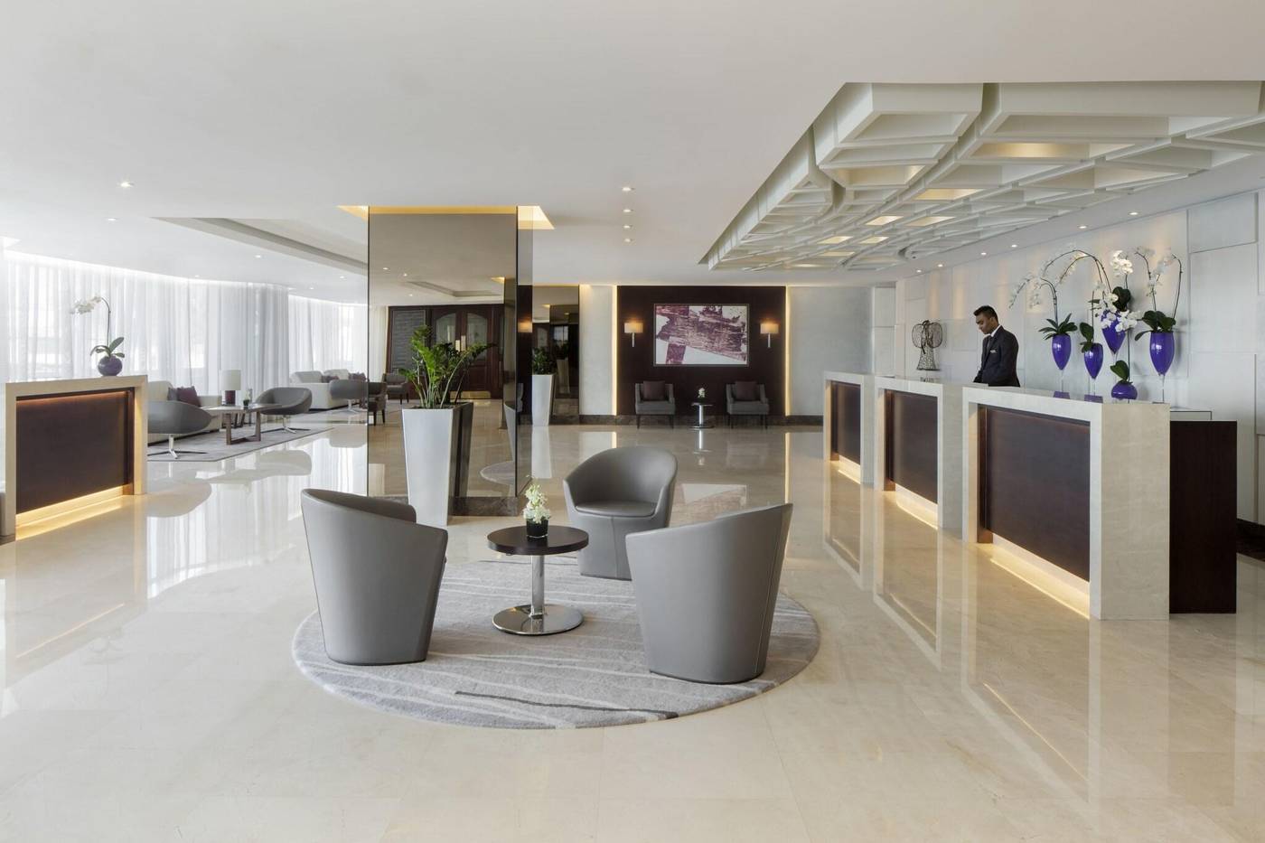 Jumeira-Rotana-Lobby-49