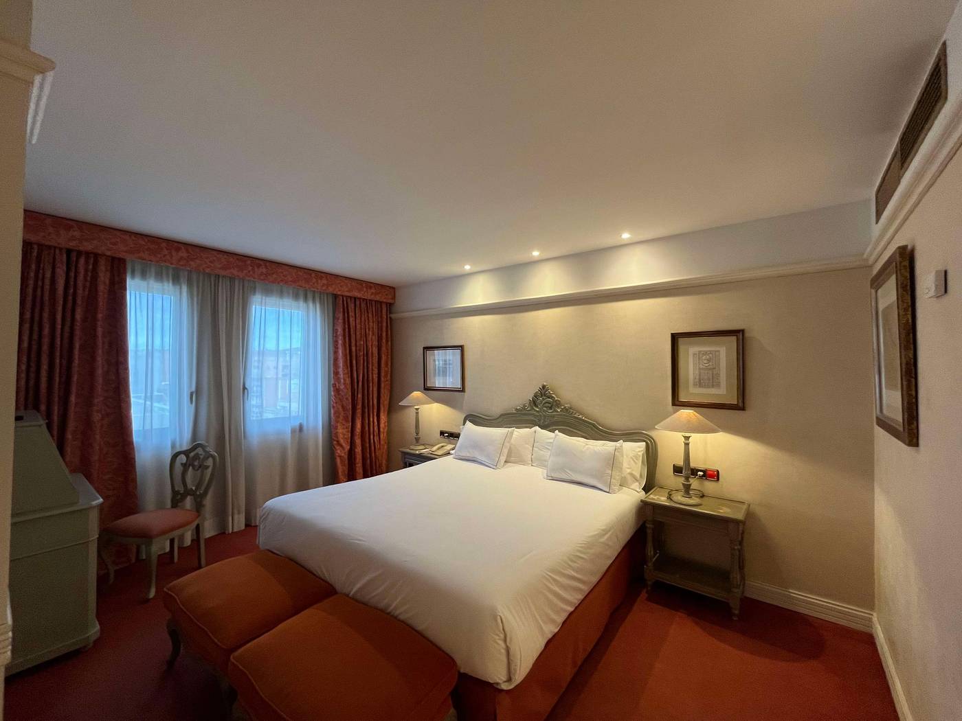 Best-Western-Premier-CMC-Girona-Room-17