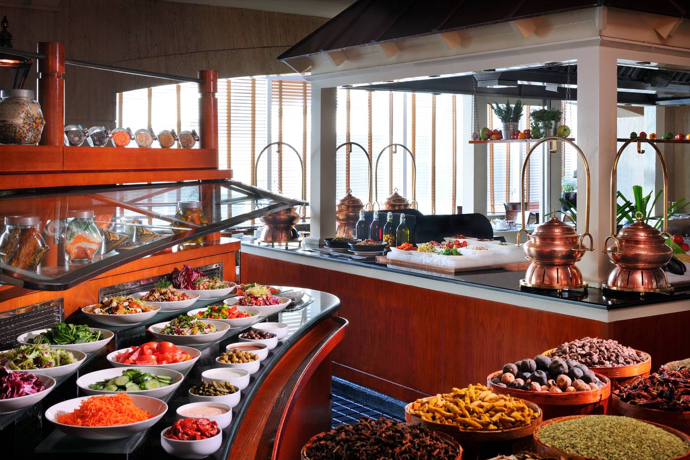 JW-Marriott-Hotel-Dubai-Restaurant-6