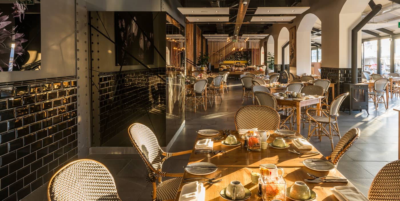 Victoria---Alfred-Hotel-by-Newmark-Restaurant-44