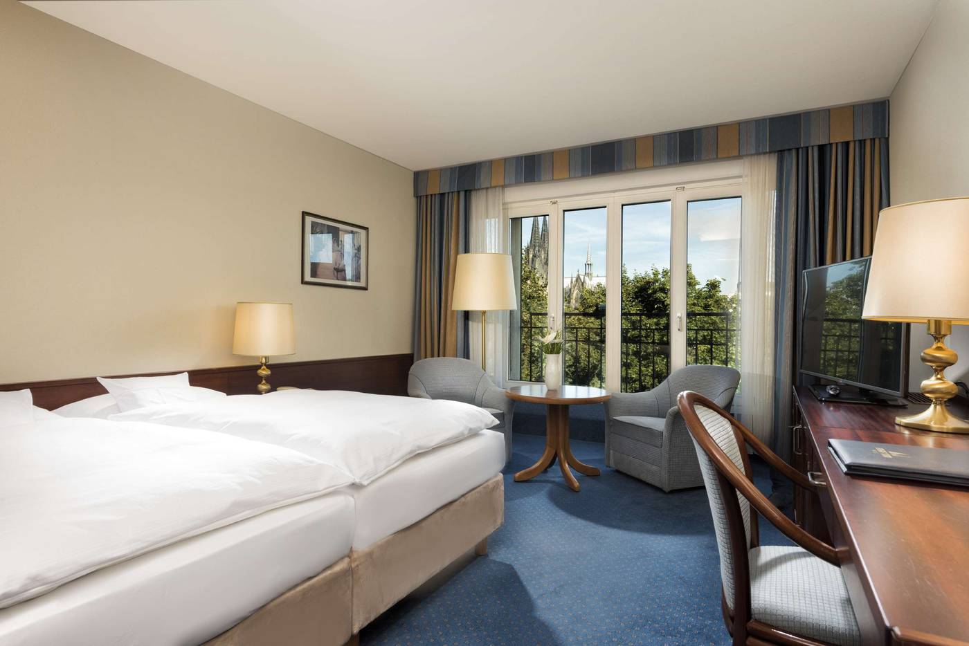 Maritim-Hotel-Cologne-Room-27