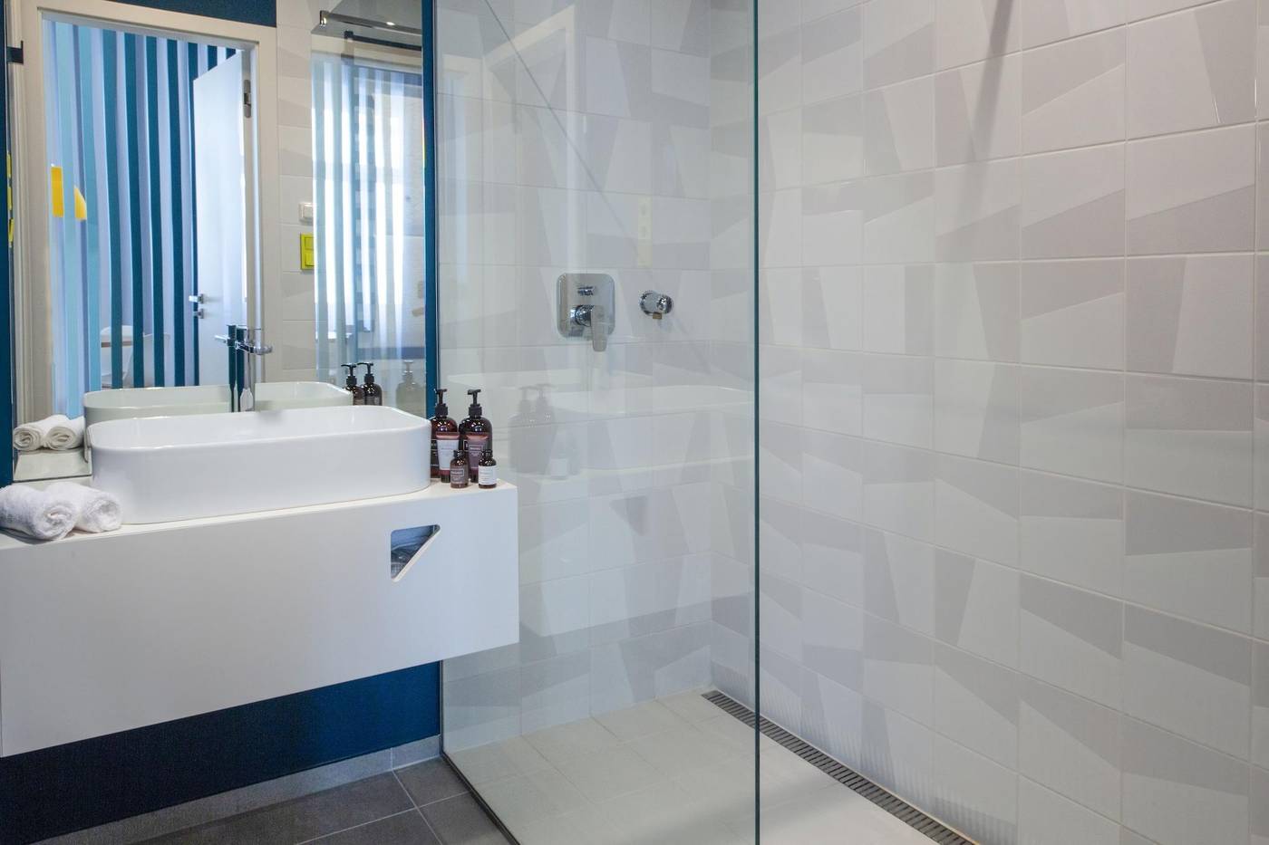 OREA-Place-Seno-Room-47