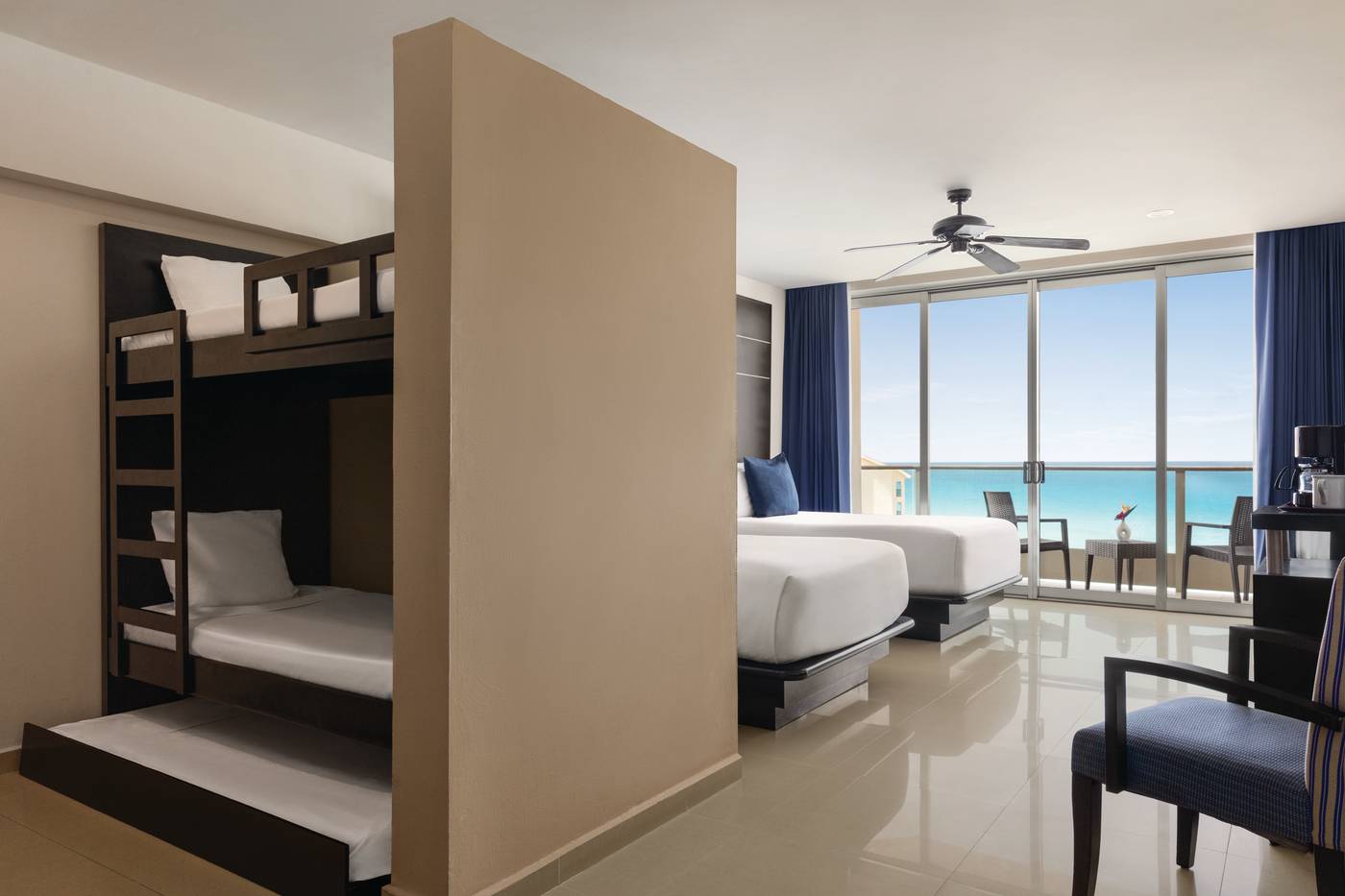 New - Seadust Cancun 