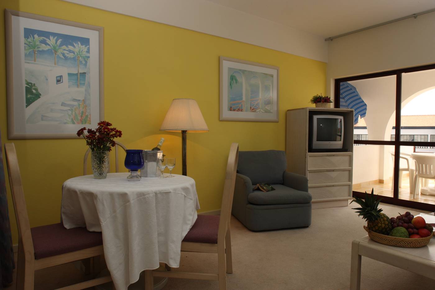 Canico-Bay-Club-Room-21