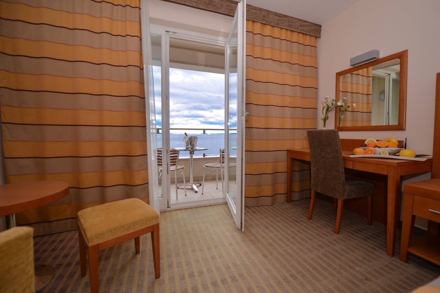 Luna-Island-Hotel-Room-29