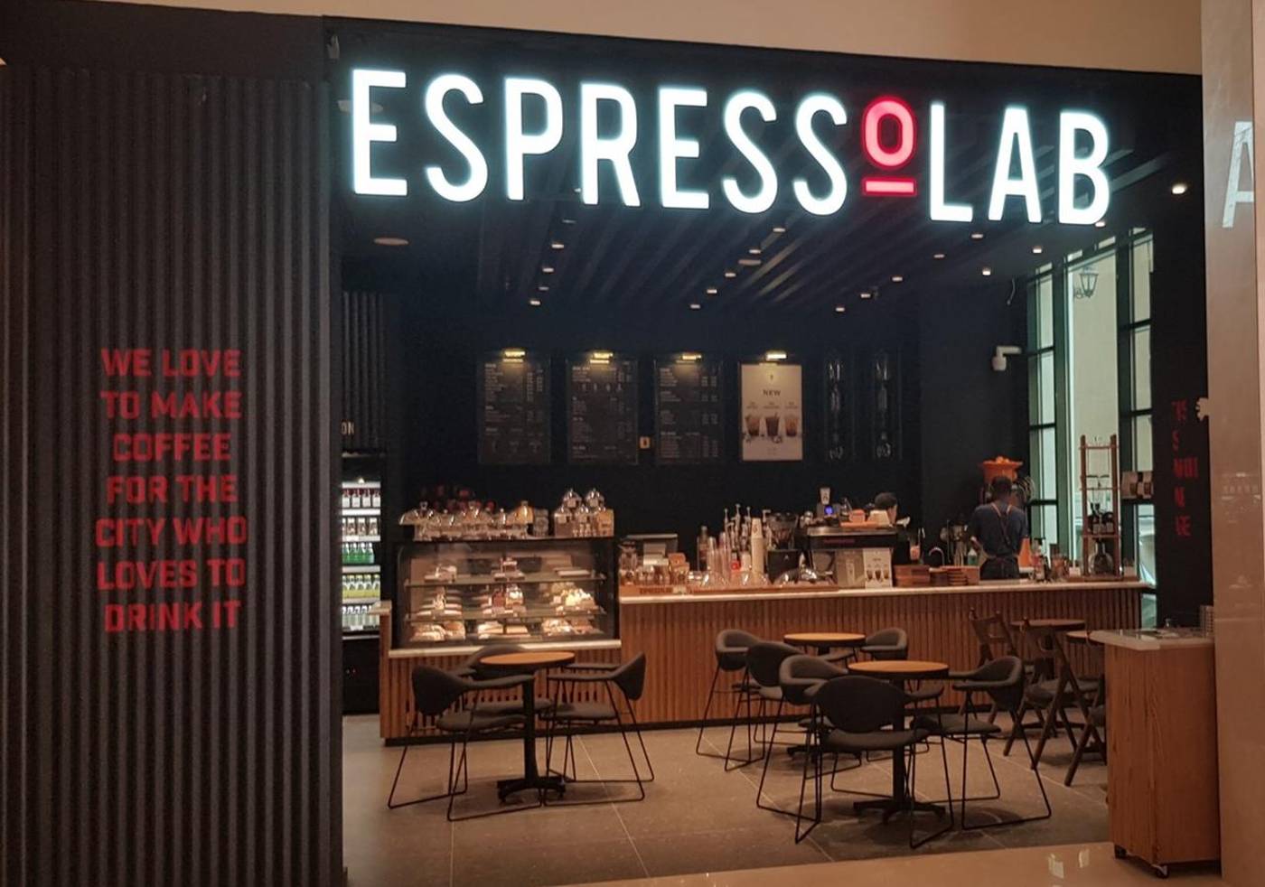 Swiss-Belinn-Doha-Bar-10