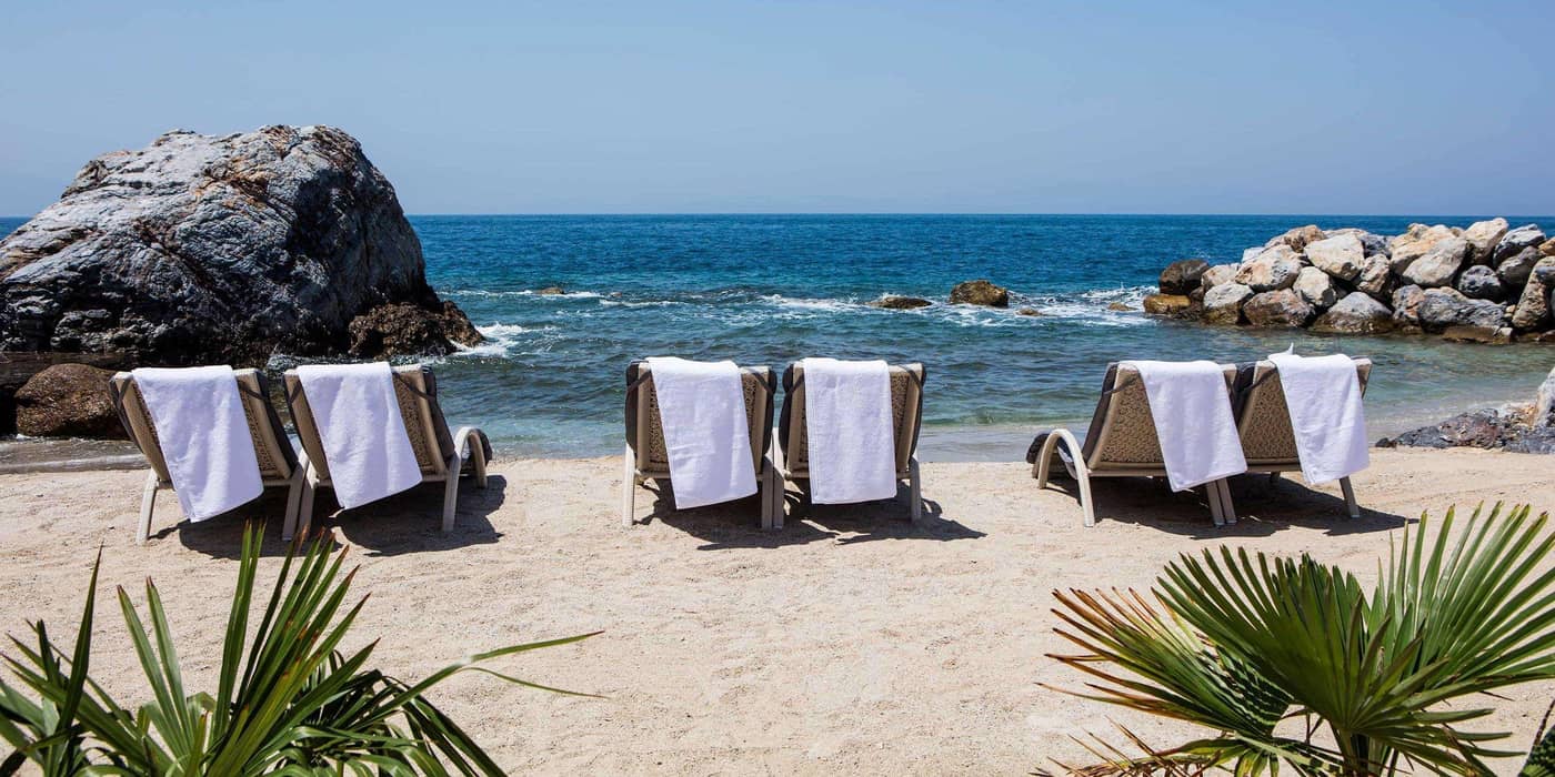 Pine-Bay-Holiday-Resort-Beach-88