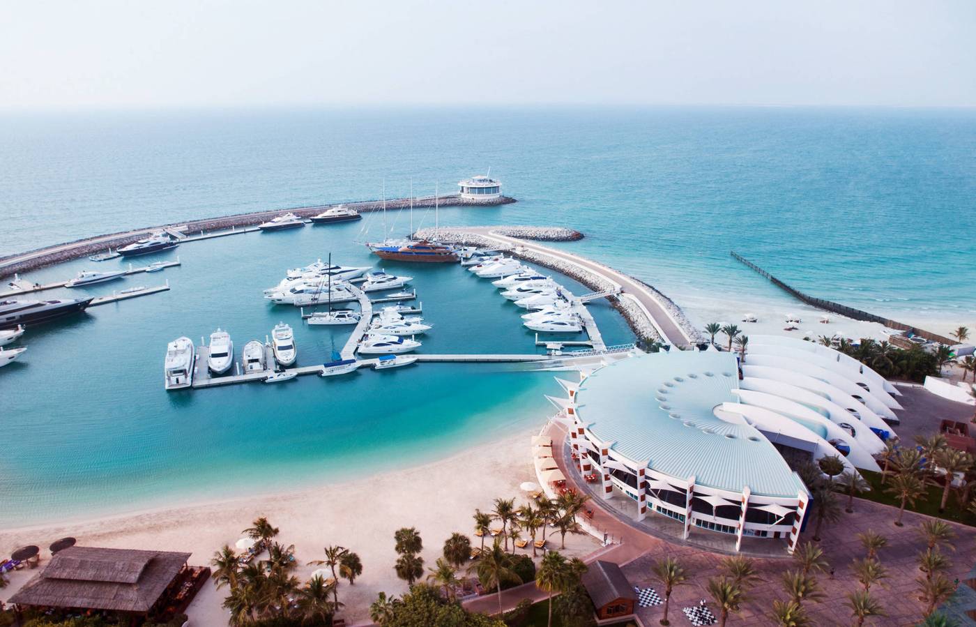 Jumeirah-Beach-Hotel-General-view-76