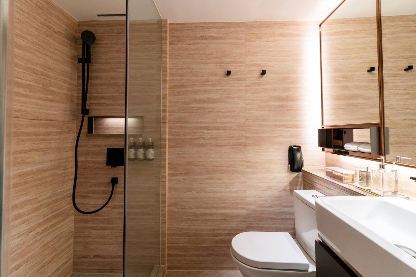 Nathan-Hotel-Room-21