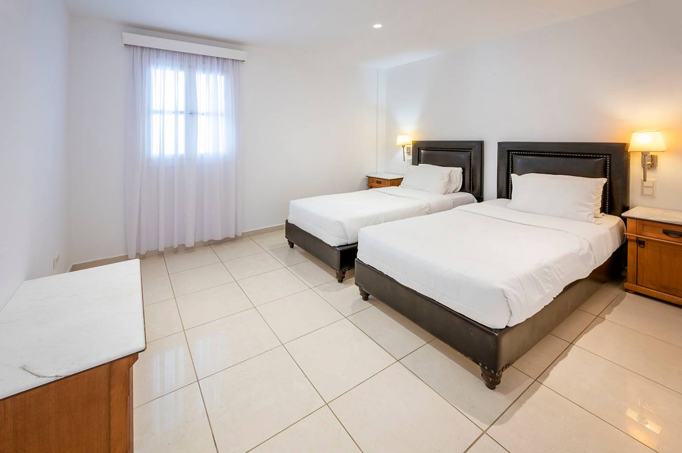 SMY-Mediterranean-White---Adults-Only-Room-46