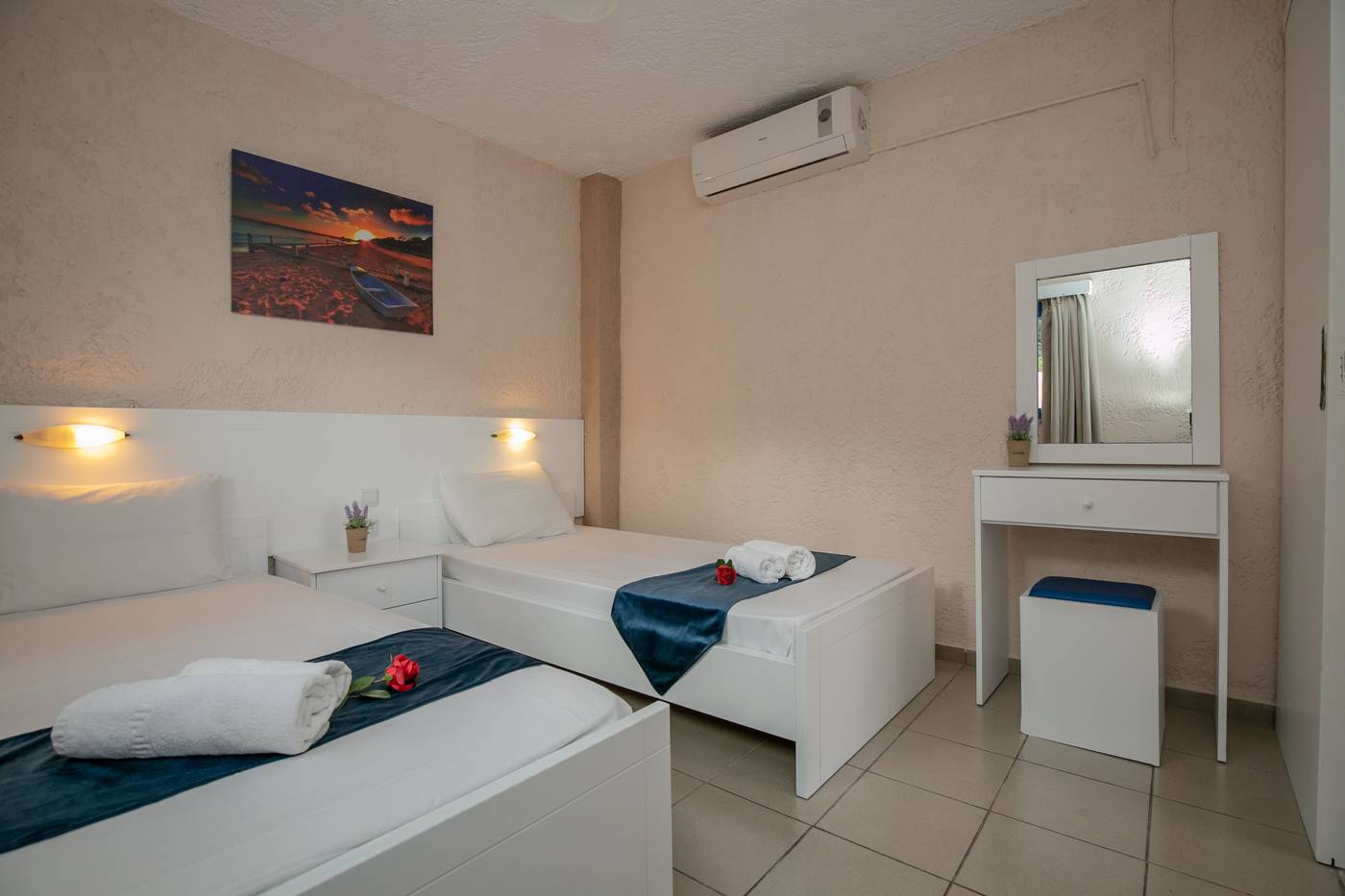 Mareva-Apartments-Room-17