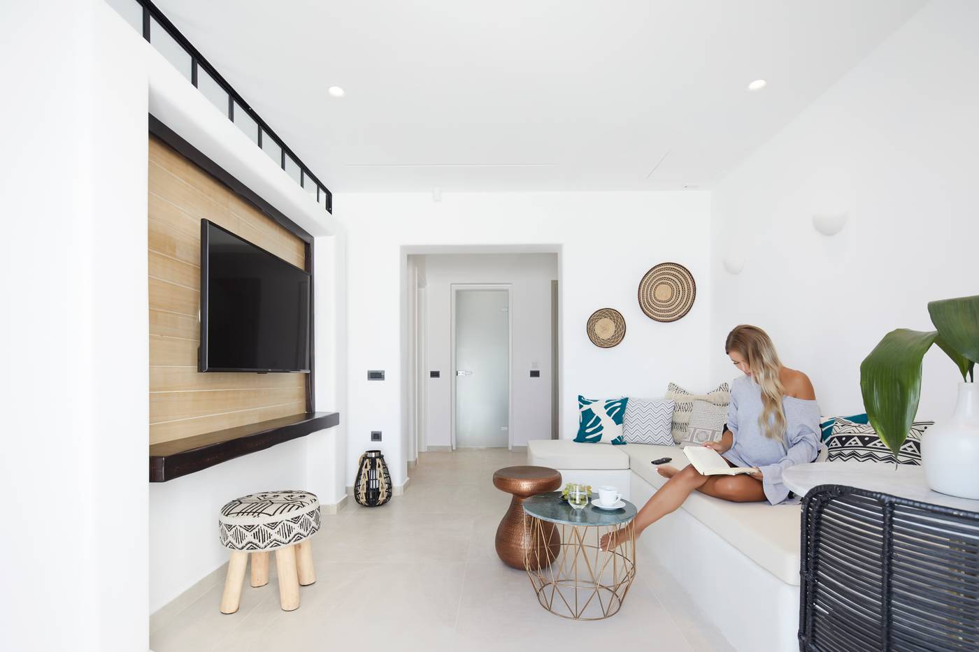 Phos-The-Boutique-Luxury-Hotel---Villas-Room-32