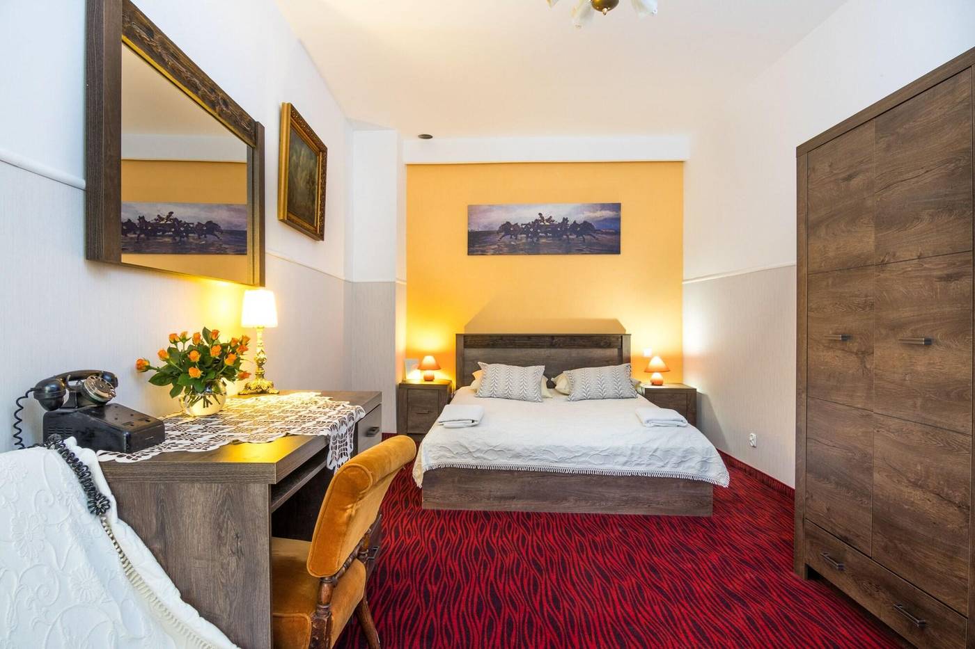 Unikat-Guest-Rooms-Room-14