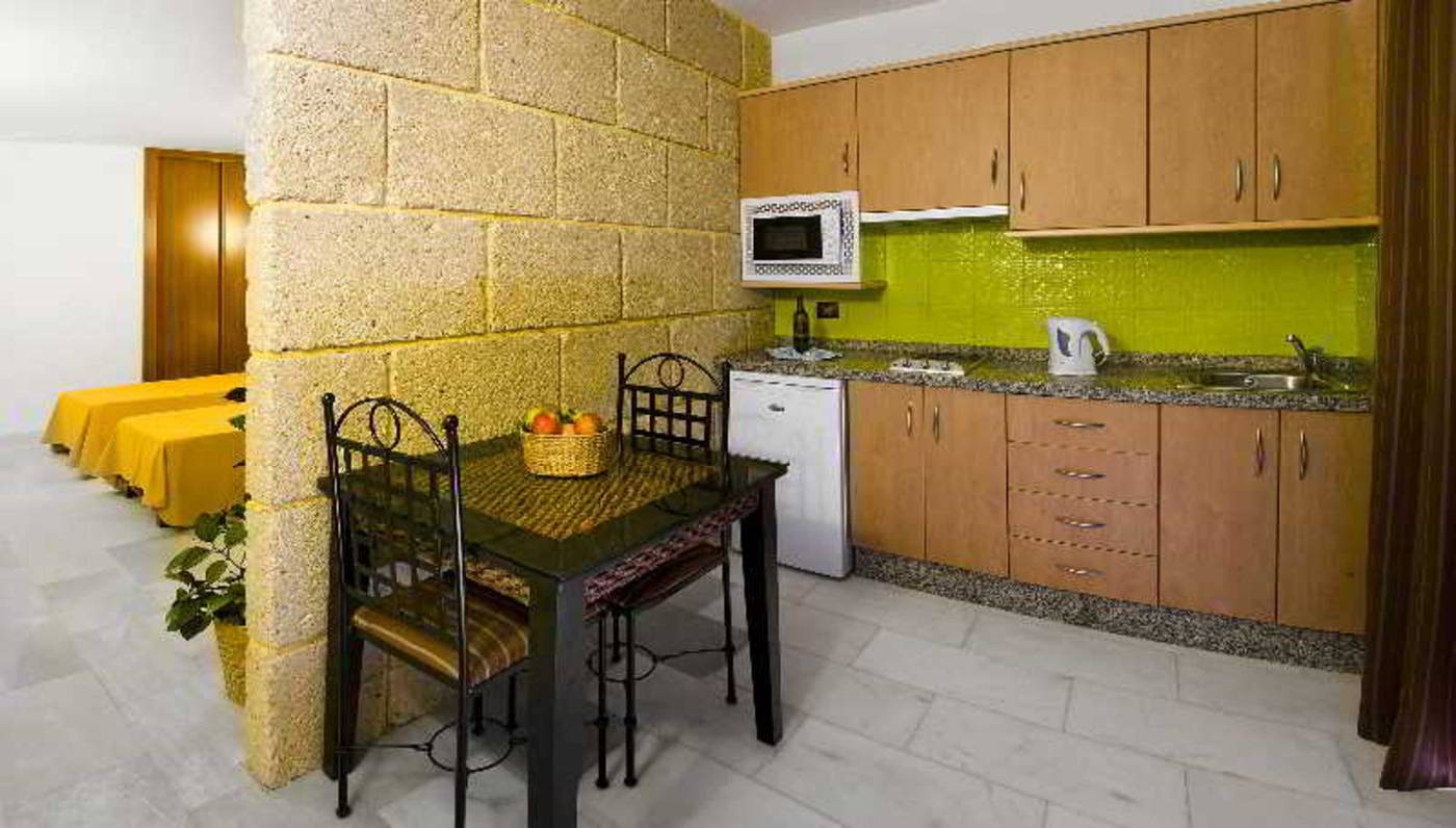 Las-Piramides-Resort-Room-29