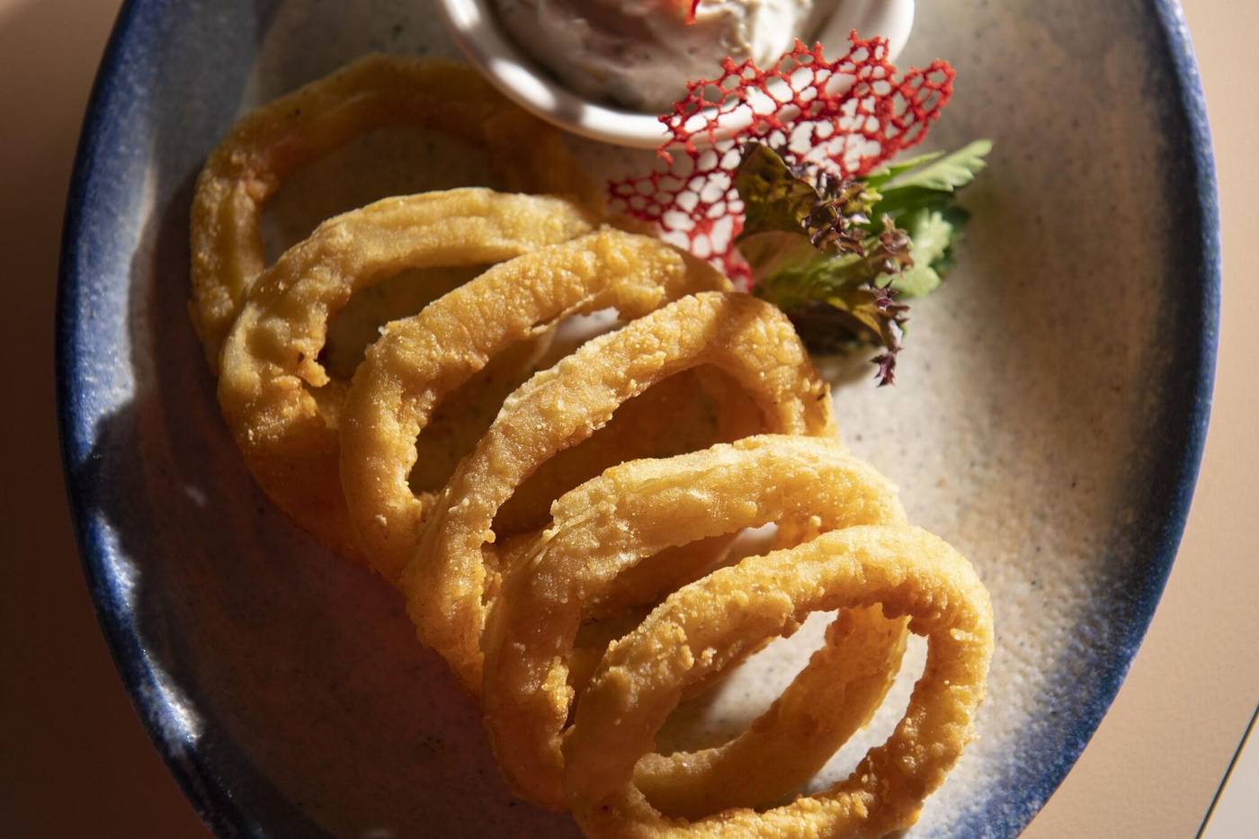 Side-Premium-Restaurant-40