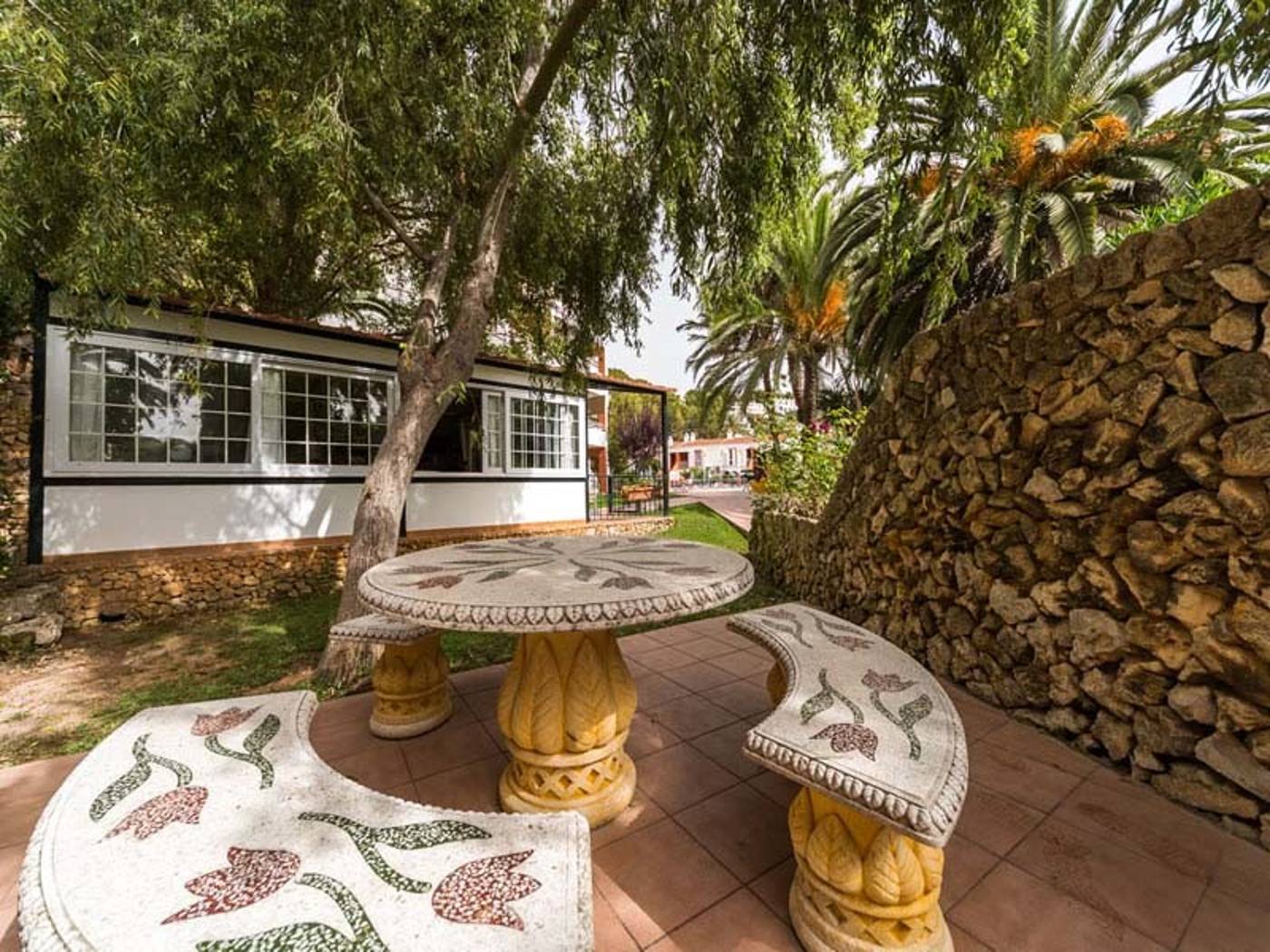 Galdana-Gardens-Apartments-Terrace-20