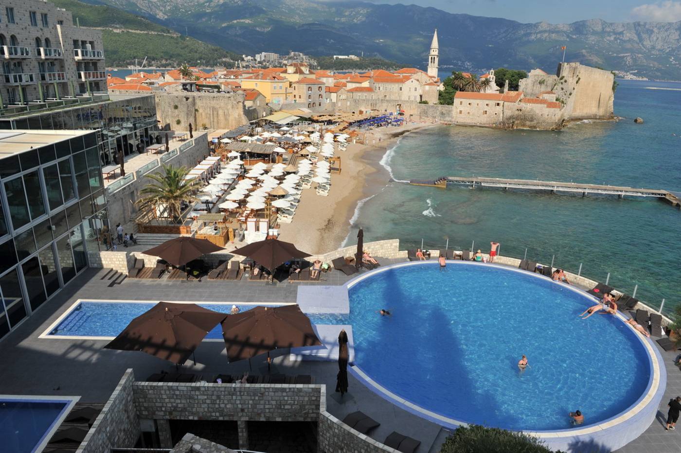 Avala Resort & Villas