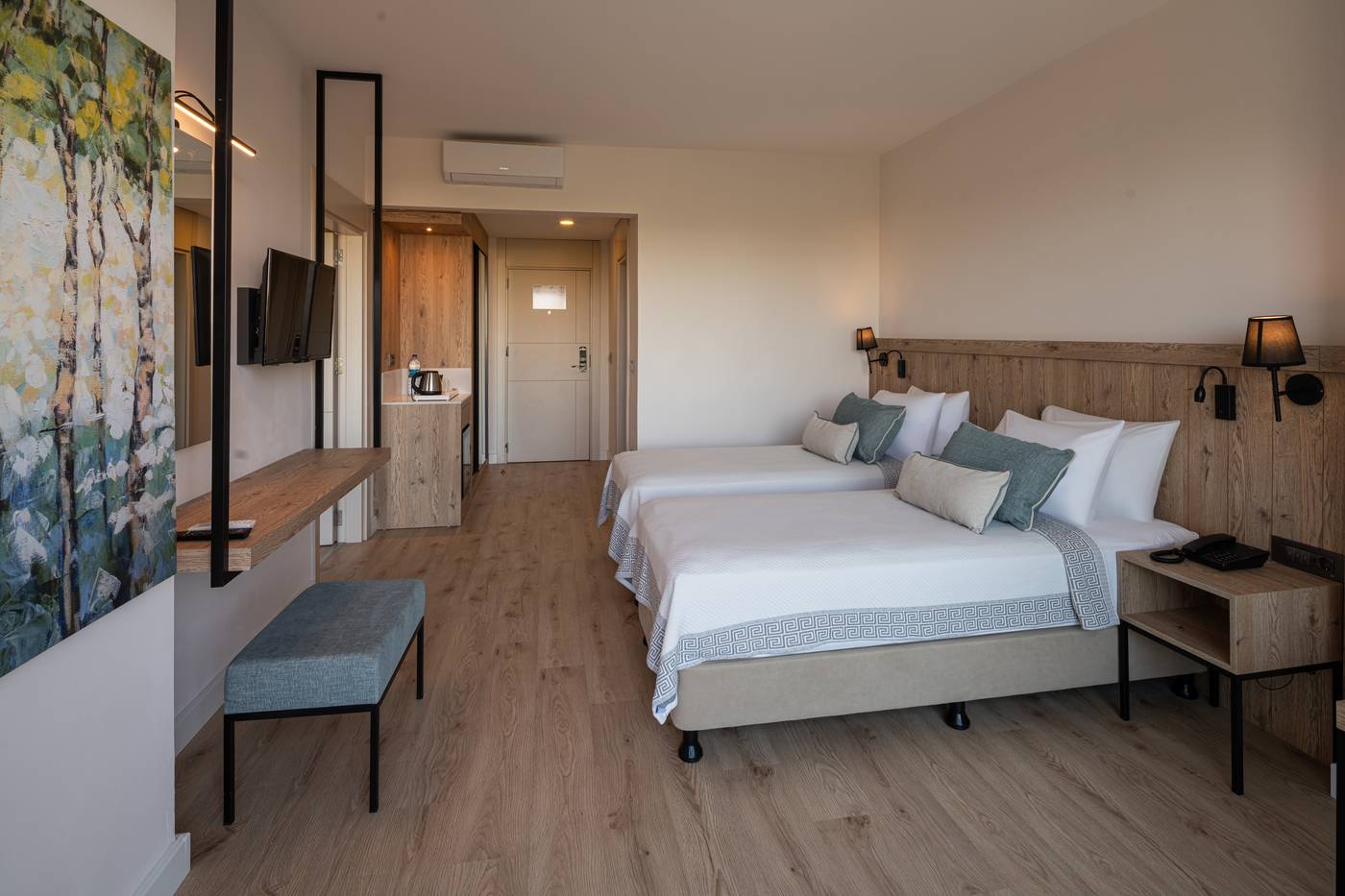 Berry Blue Hotel