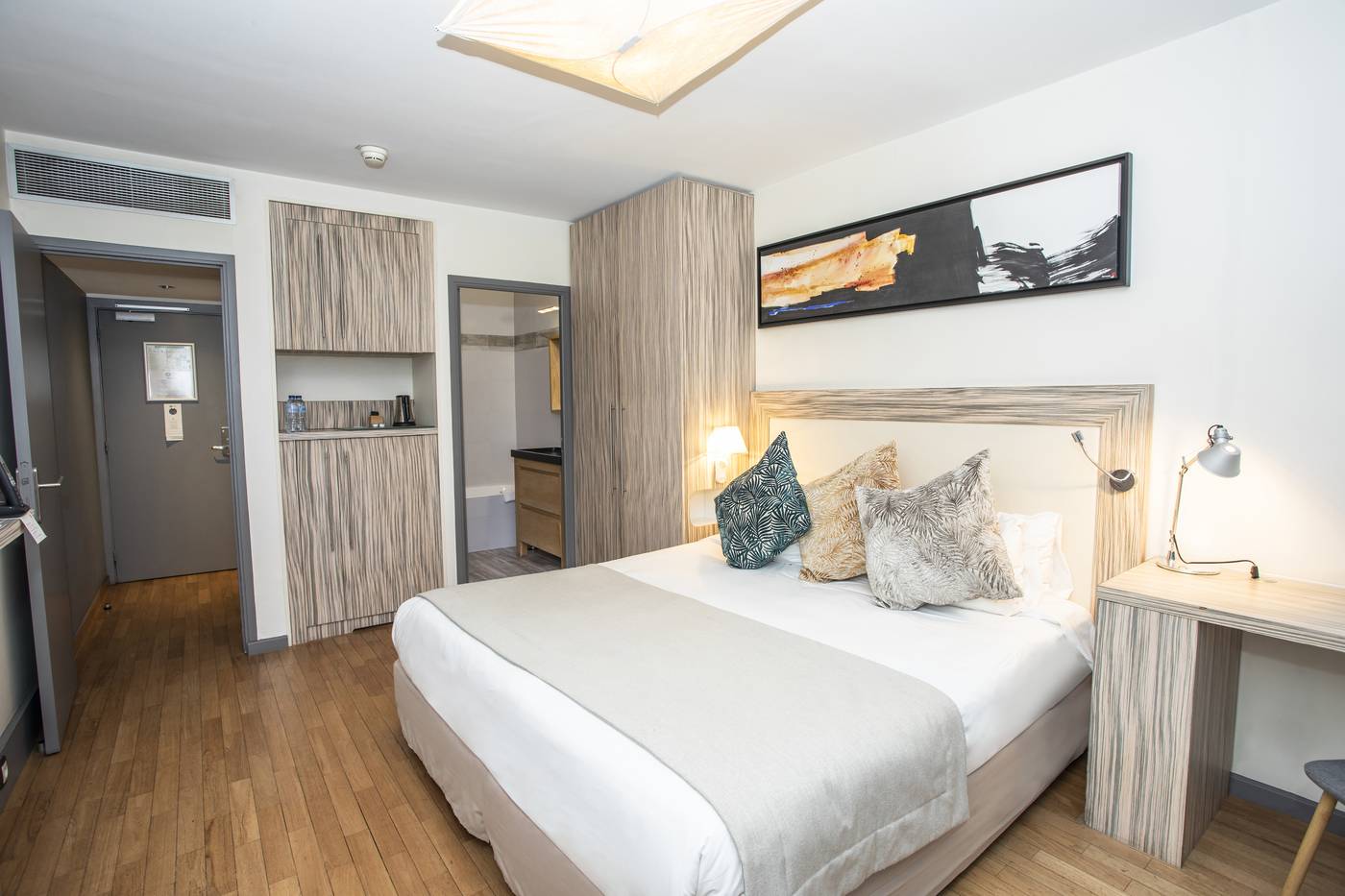 Eden-Hotel---Spa-Room-9