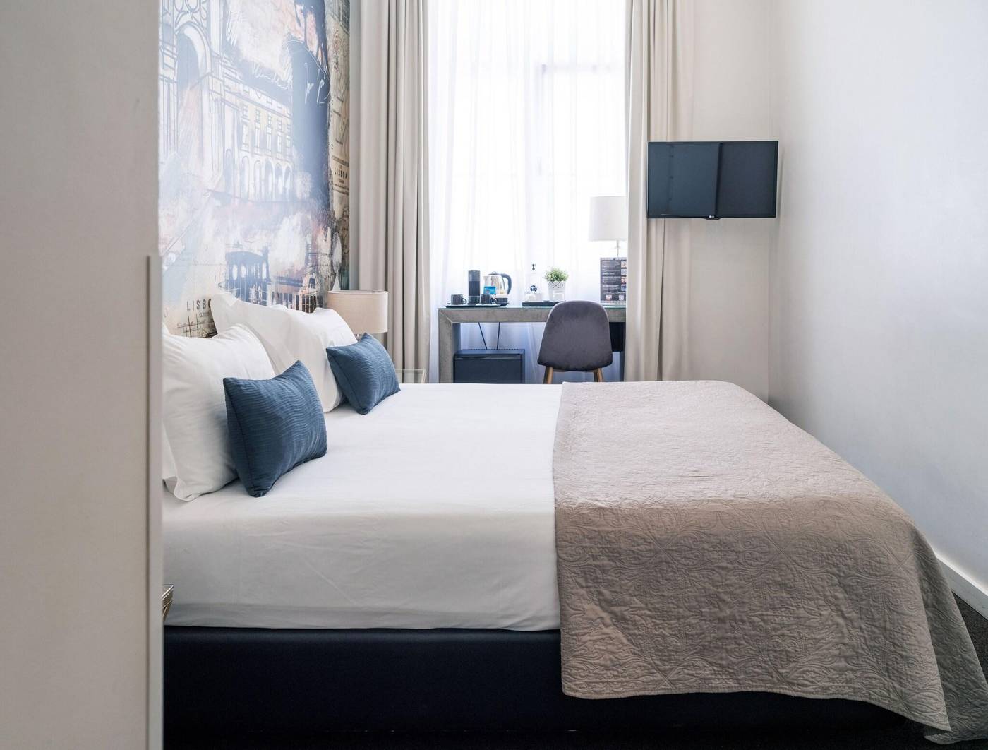 The-Art-Inn-Lisbon-Room-26