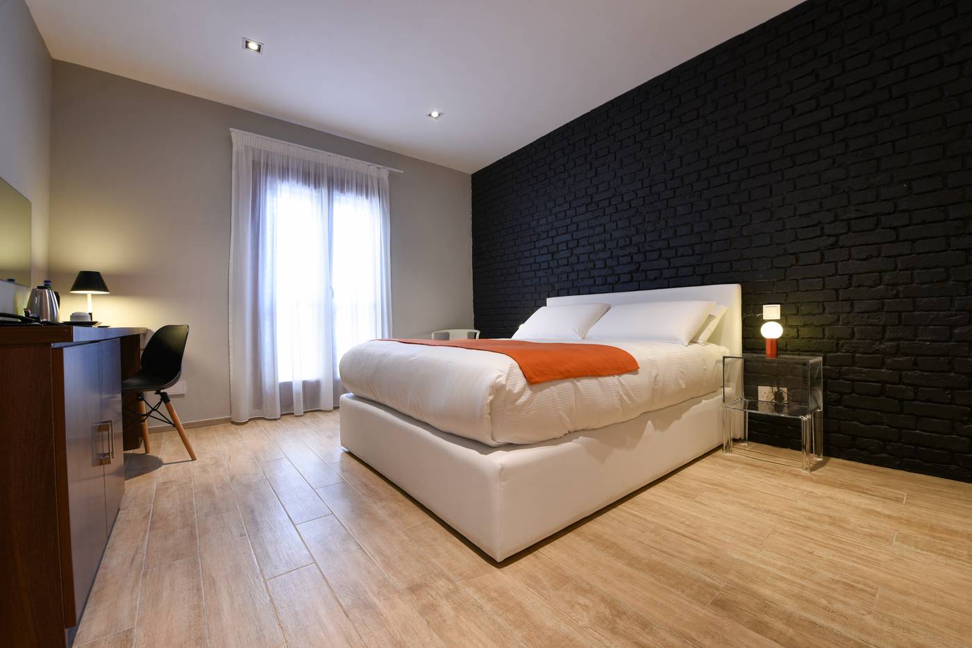 Quaint-Boutique-Hotel-Sannat-Room-2