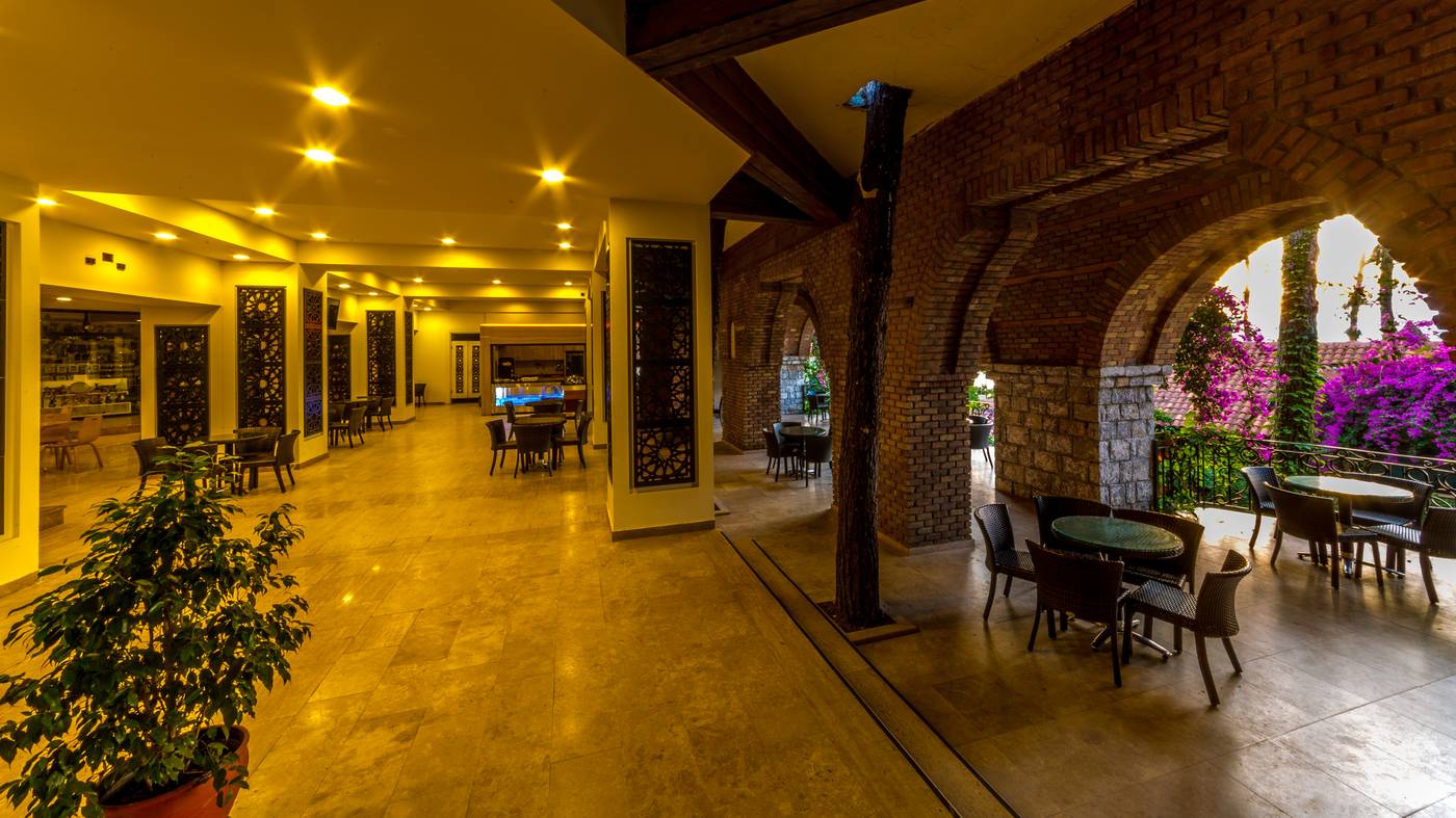 Grand-Yazici-Club-Marmaris-Palace-Restaurant-59