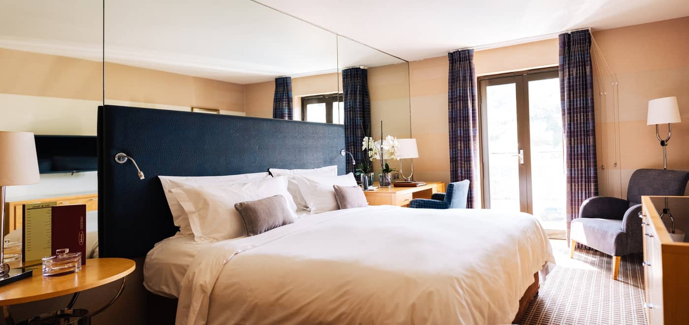 The-Club-Hotel---Spa-Room-6