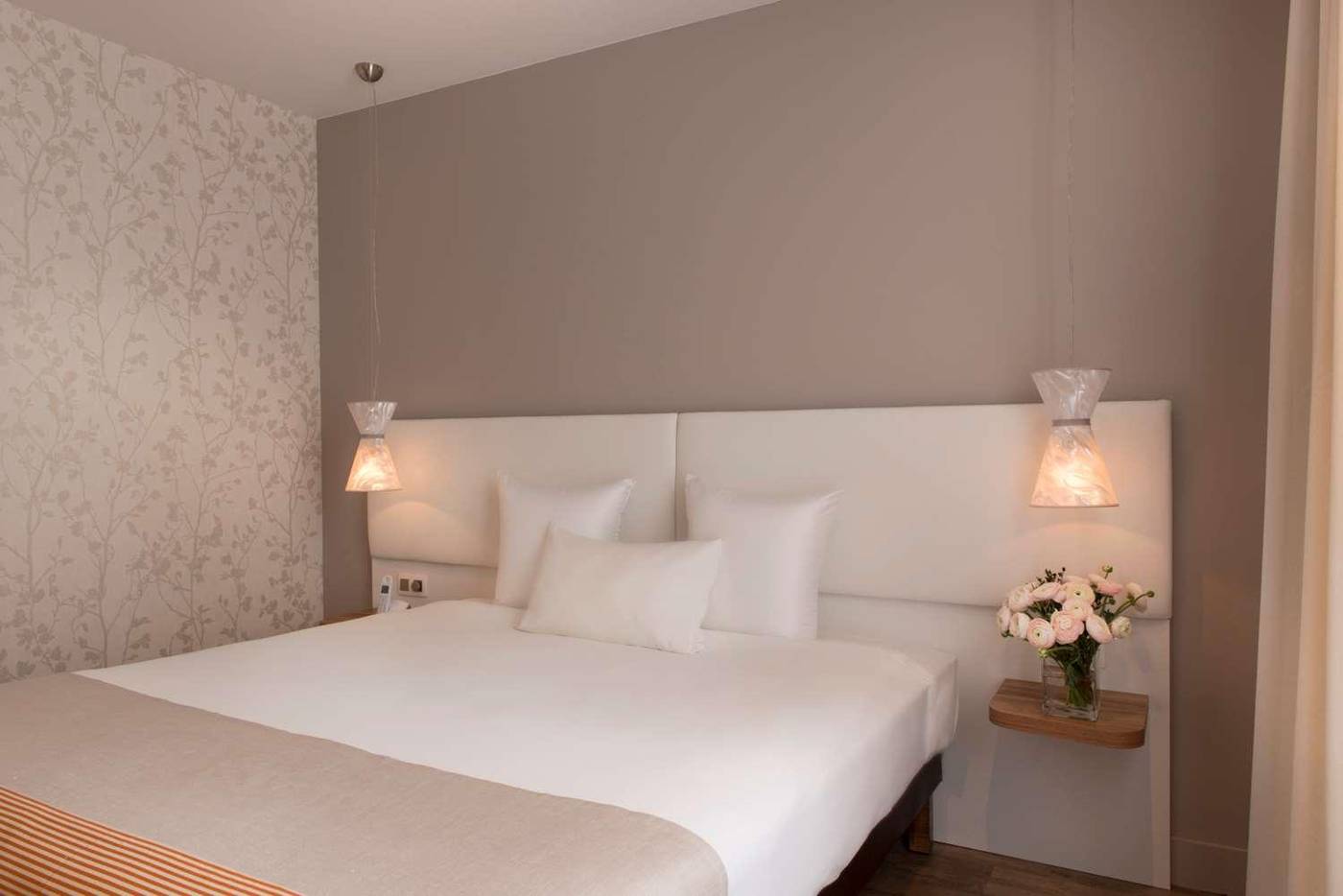 Hotel-Magenta-38-by-HappyCulture-Room-24