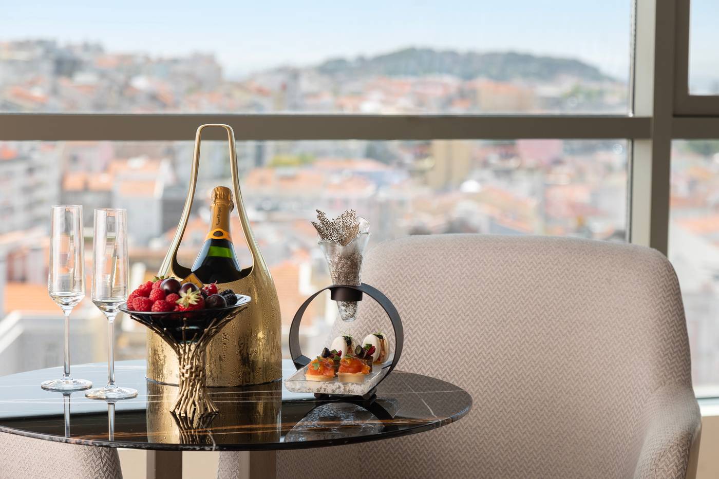 Epic-SANA-Marques-Room-7