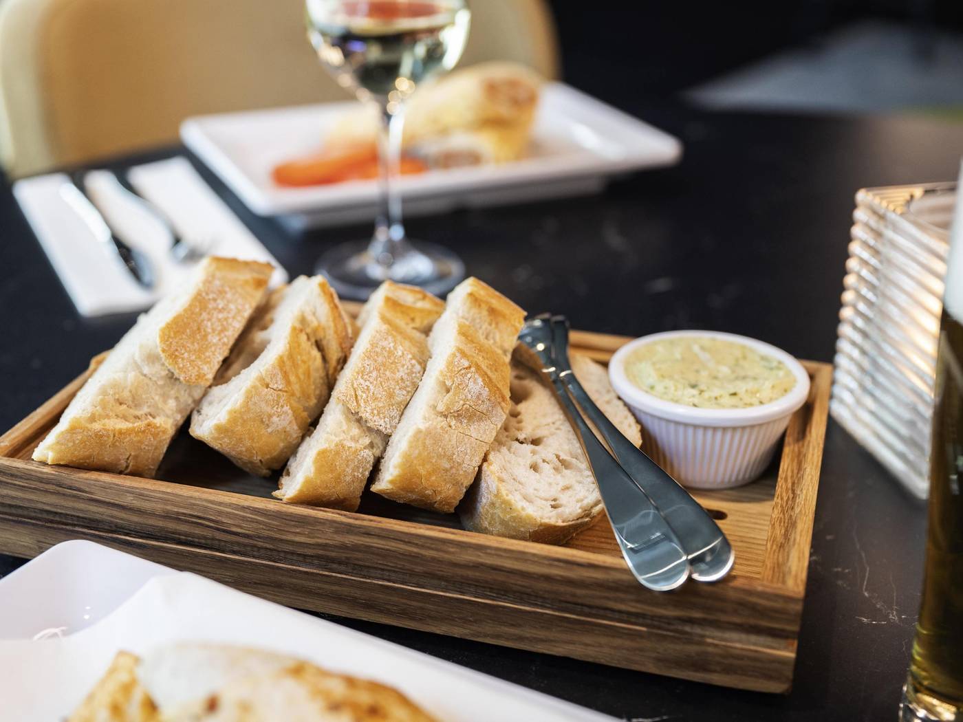 Mercure-Amsterdam-North-Station-Restaurant-38