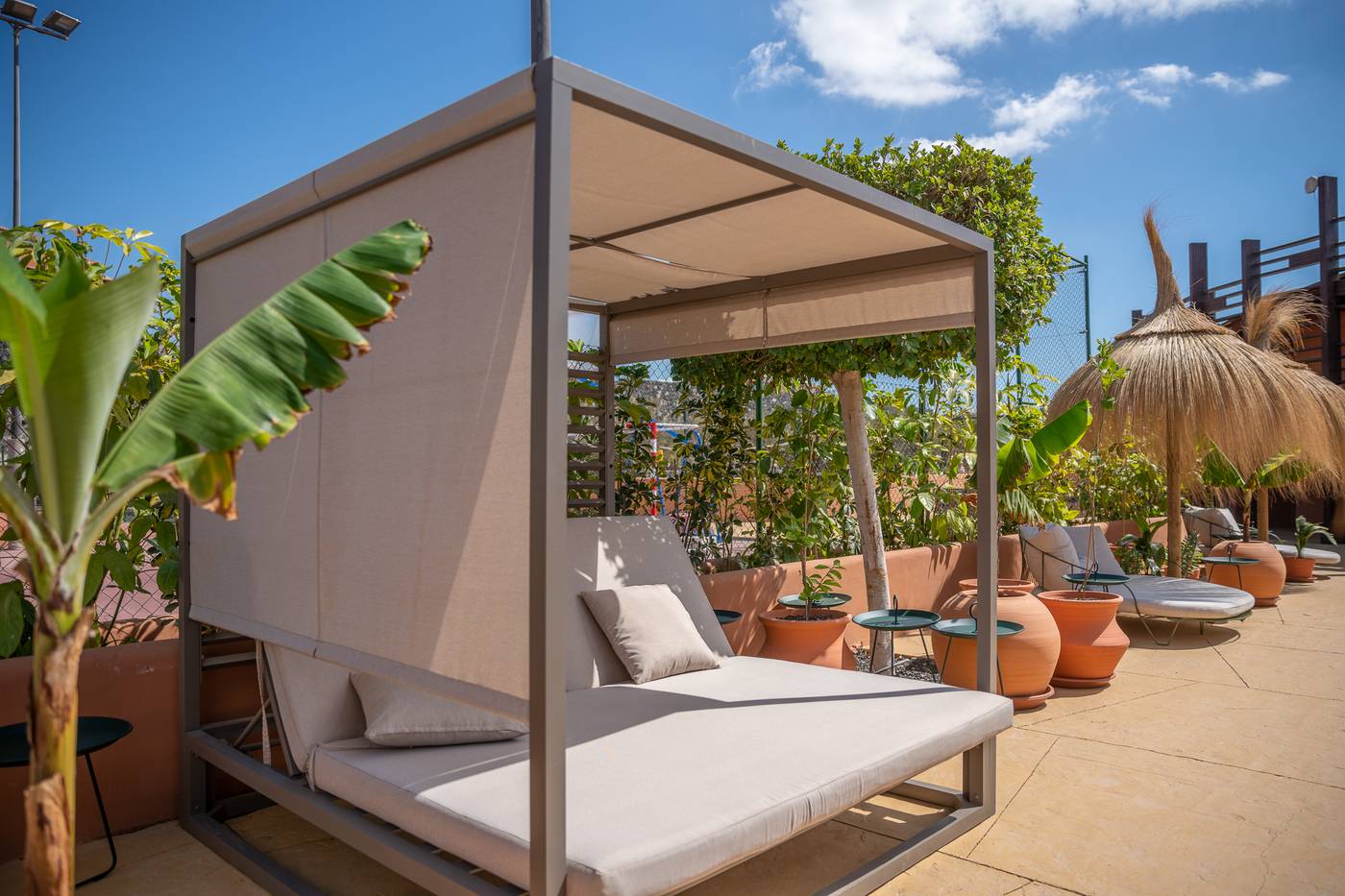 Barcelo-Tenerife-Royal-Level-Pool-65