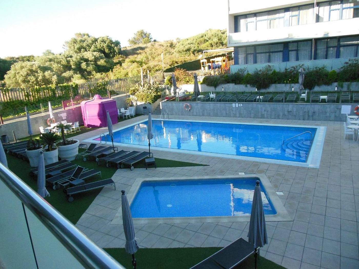 Four-Elements-Suites-Pool-4