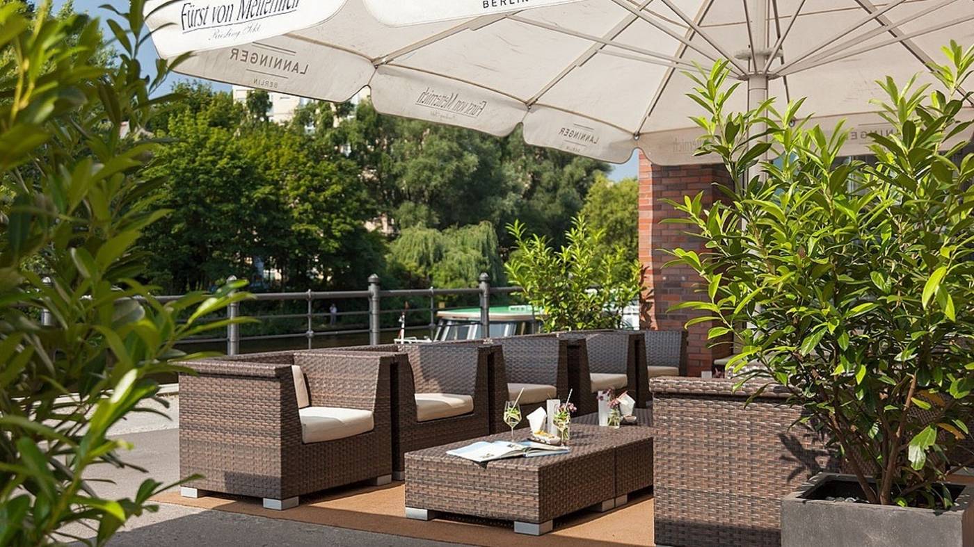 Abion-Villa-Suites-Terrace-23