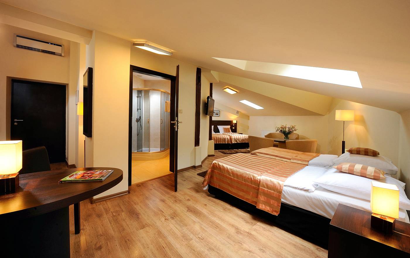 Spatz-Aparthotel-Room-5