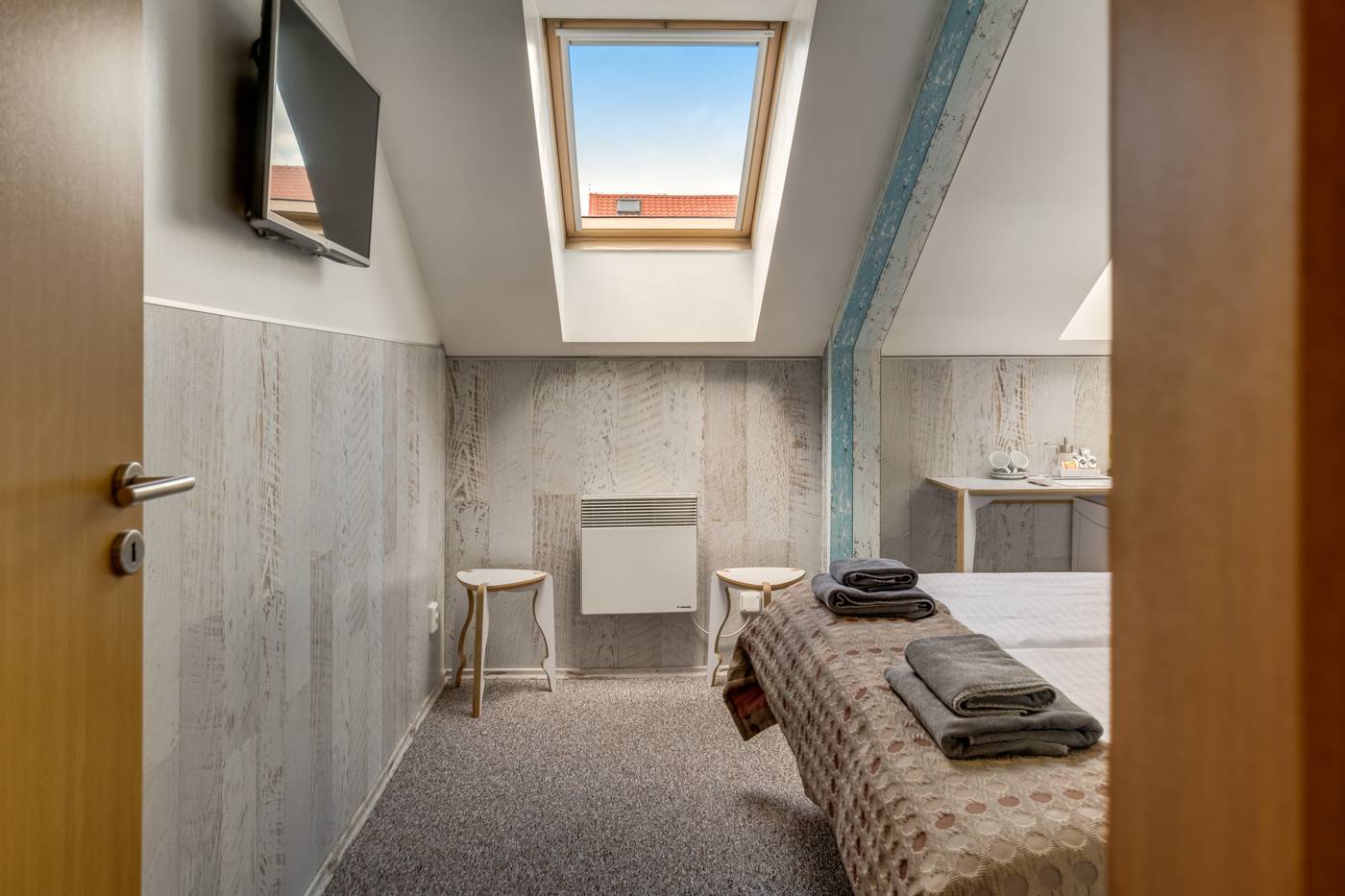 Royal-Court-Hotel-Room-23