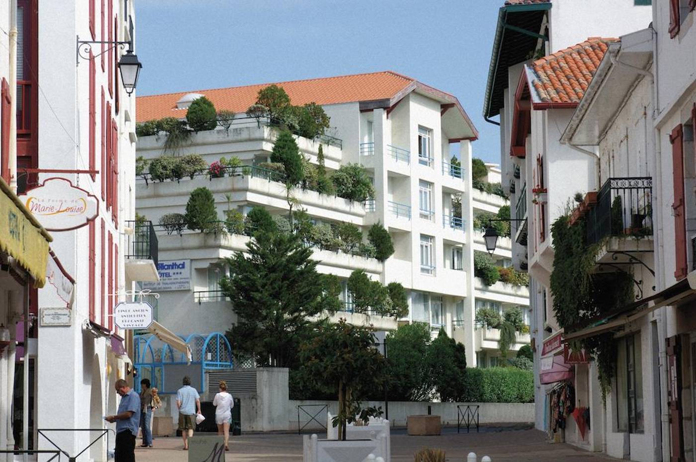 Helianthal-France-Saint Jean De Luz-General view-4